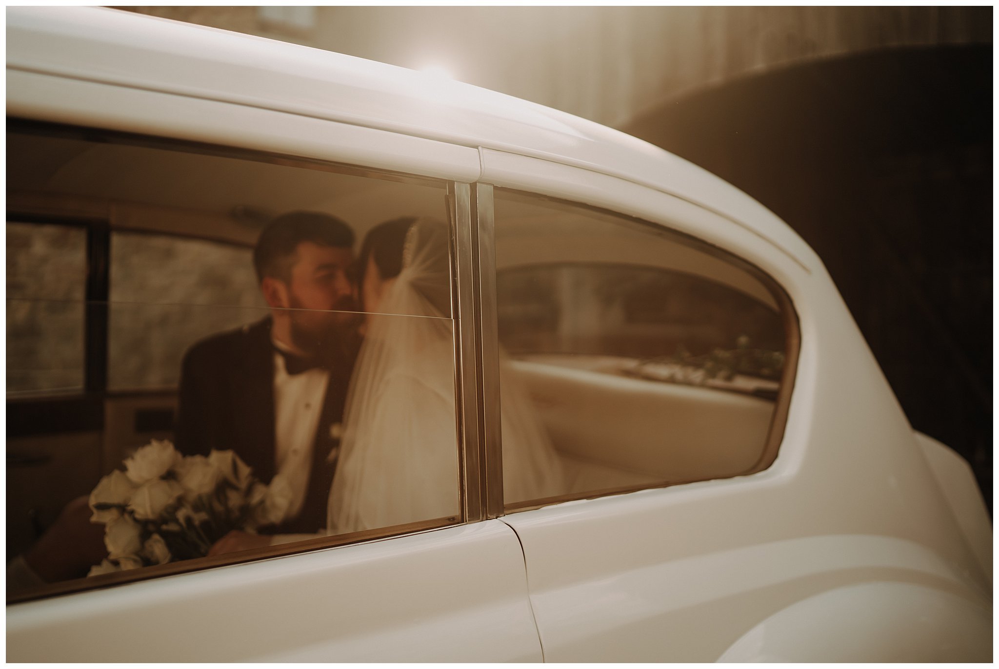 Hamilton_Ontario_Small_Intimate_Wedding_Dundurn_Castle_Vintage_Cinematic-Katie Marie Photography-Best Photographer Hamilton_0095.jpg