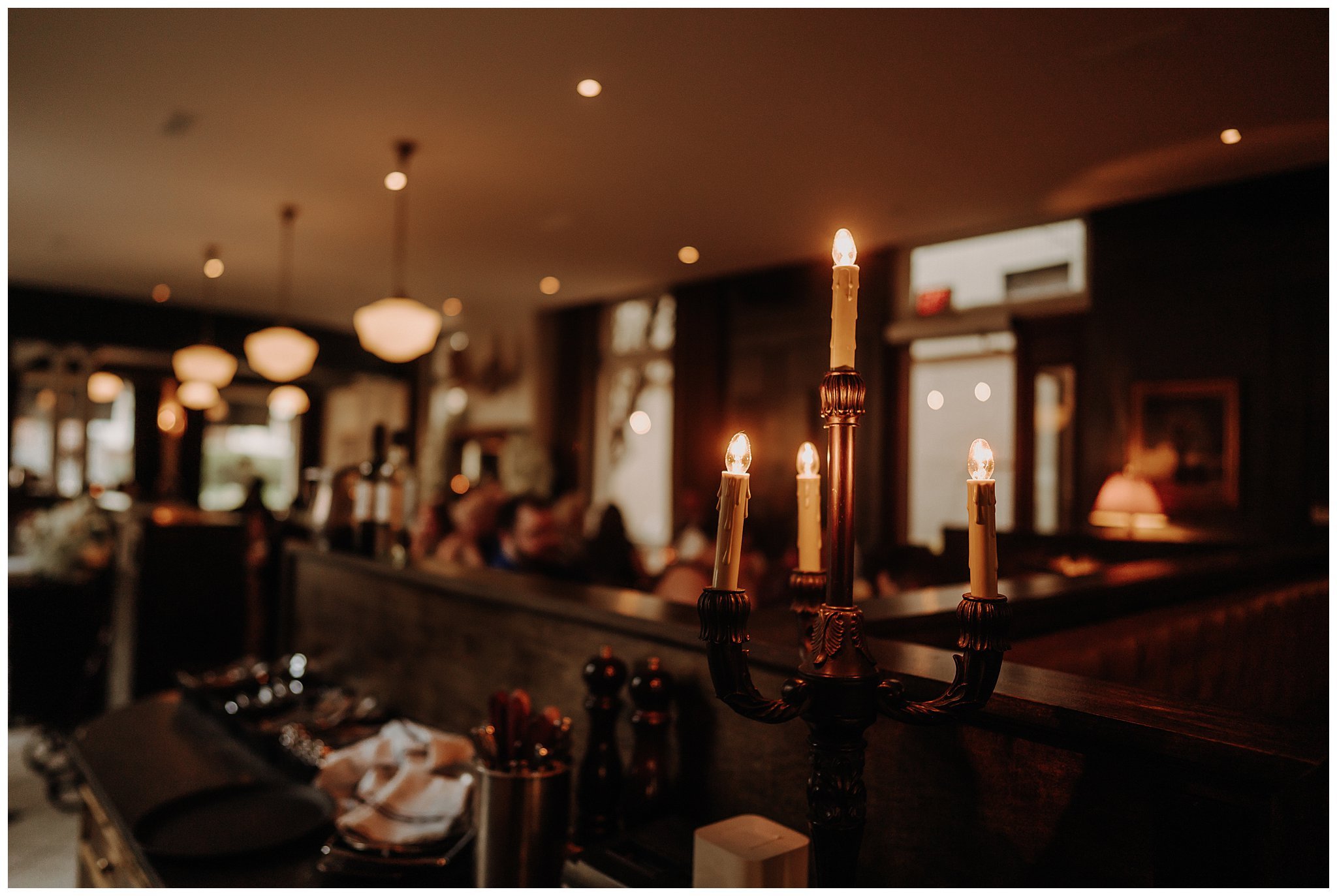 Hamilton_Ontario_Small_Intimate_Wedding_Dundurn_Castle_Vintage_Cinematic-Katie Marie Photography-Best Photographer Hamilton_0141.jpg