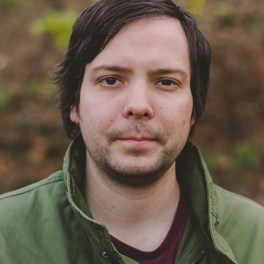 Joel Guelzo Headshot.jpg