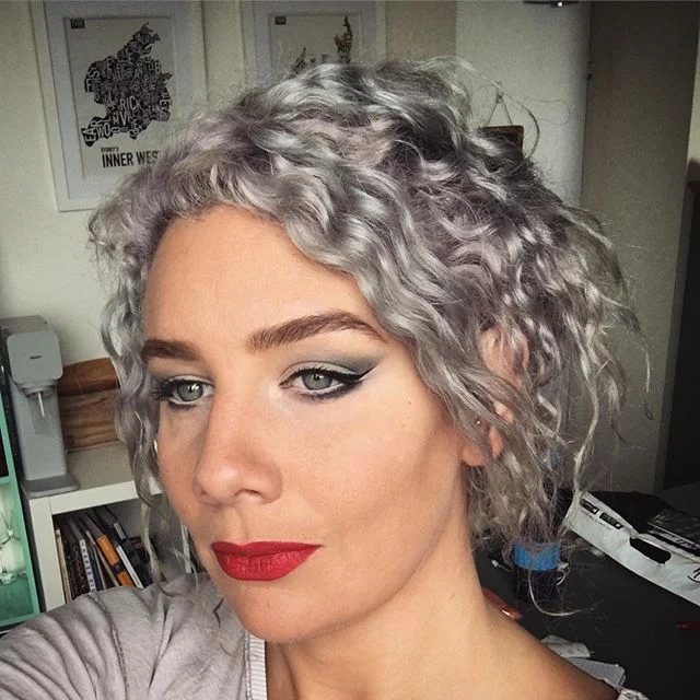 I was feeling bored so just did my makeup for funsies. Does anyone else do this? Also the Kevyn Aucoin doco on netflix is so great, it made me cry 💔😭
.
.
.
.
.
#makeup #sydneymakeupartist #makeupbyme #makeupartist #makeuplife #wakeupandmakeup #make