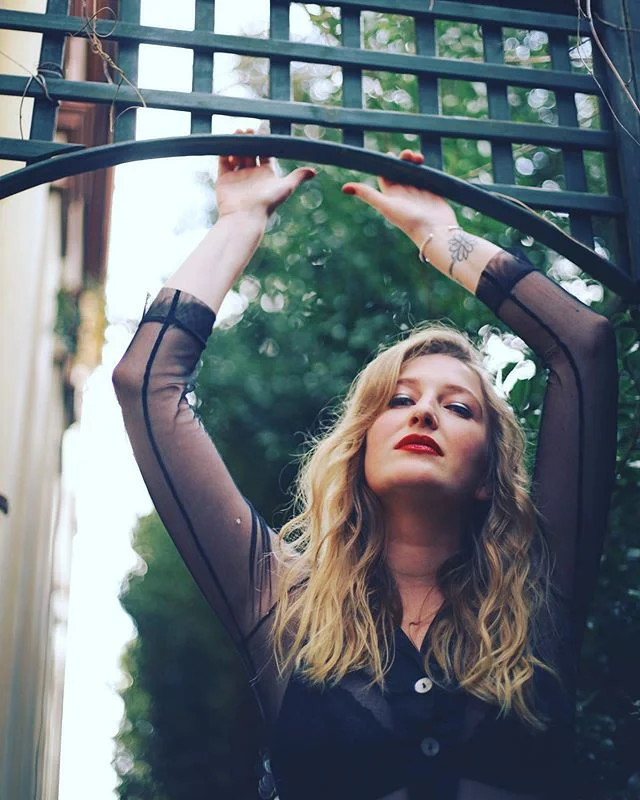 #saucysaturday This slice of sex machine is leaving to Europe and it breaks my heart 💔 * Now taking on European clients as a way to get myself over to my homeslice @juliawhymusic * Safe travels bb 💜
.
.
.
.
.
#makeupbyme #hairbyme 
#mua #sydneymua 