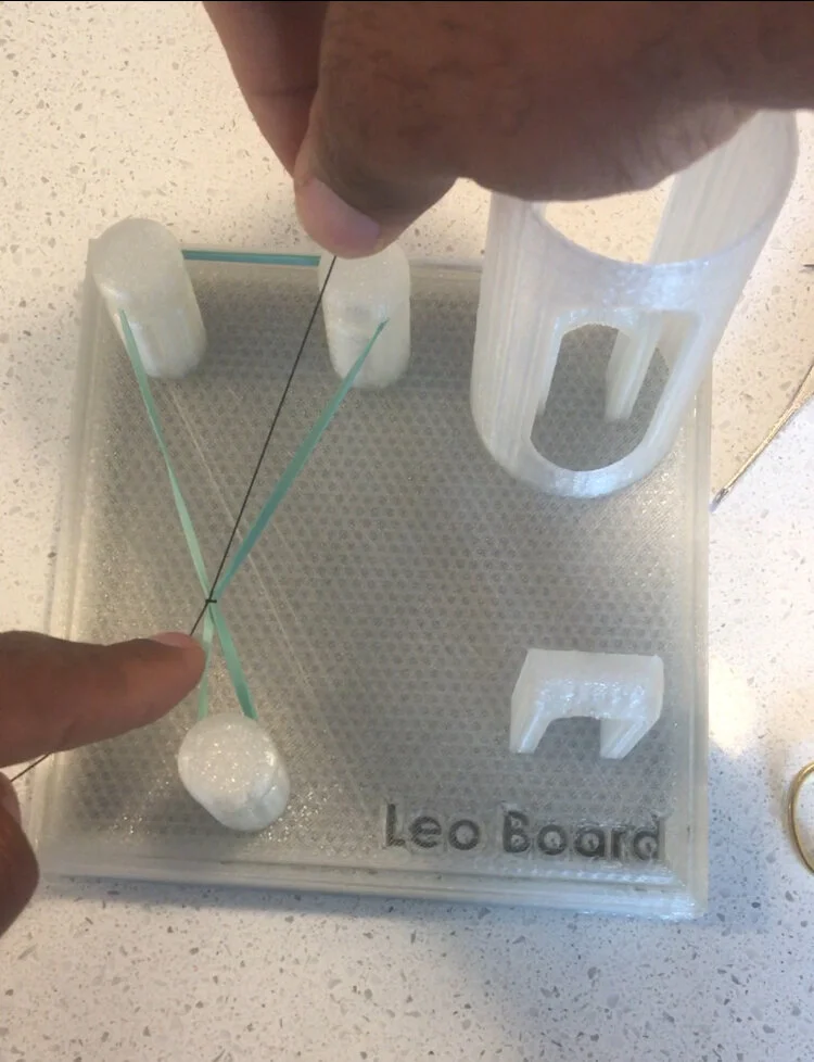 Image 1 - Tying against resistance