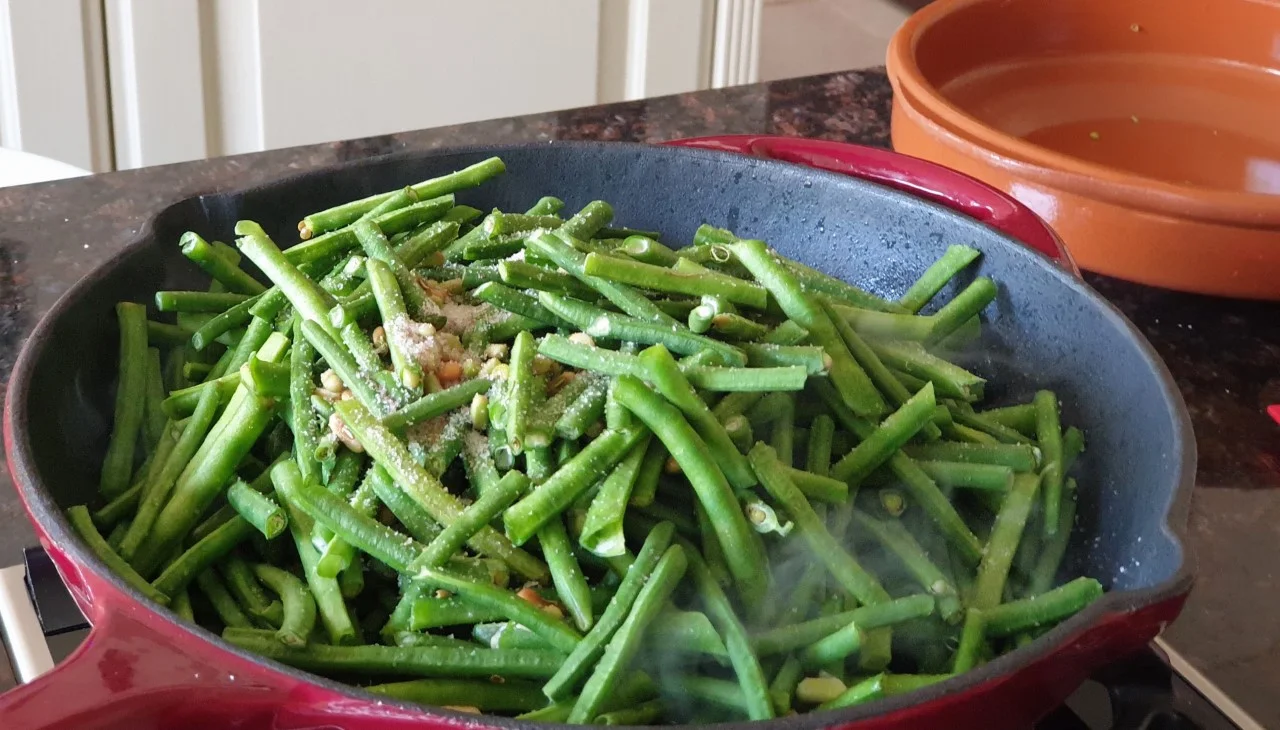 thumbnail_in fry pan with salt.jpg