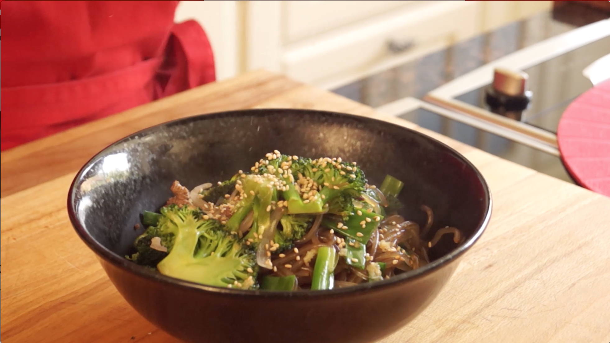 broccoli and beef with potato starch noodles recipe.png
