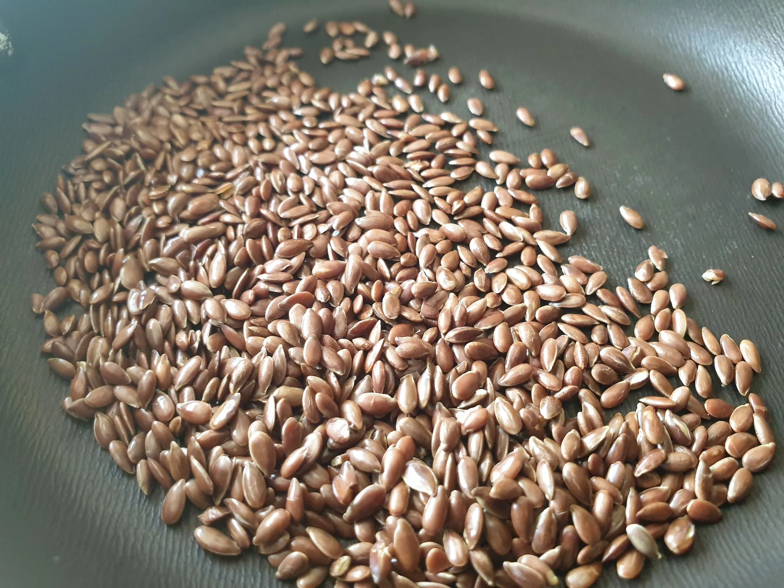 Toast flaxseed.jpg