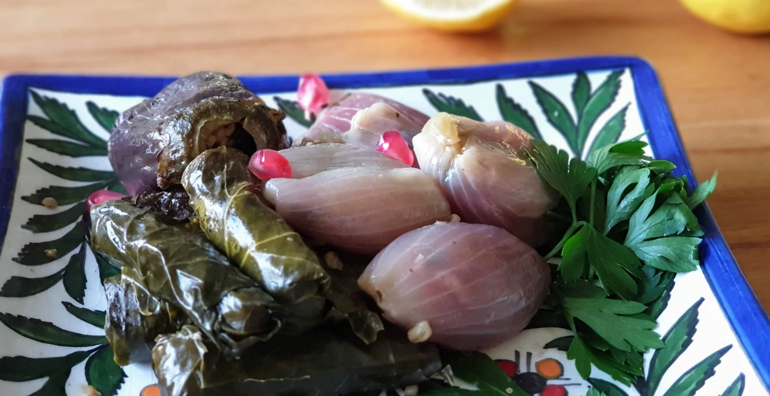 يالنجي البرغل – ورق عنب محشي نباتي