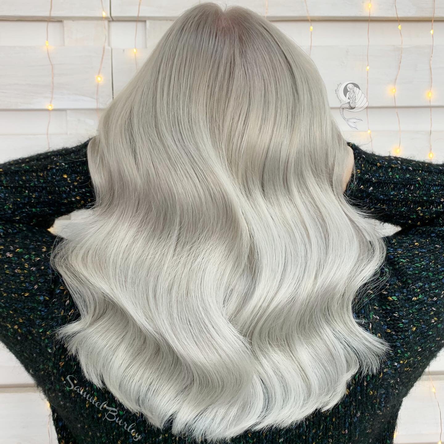 Lockdown hasn&rsquo;t been kind to those of us with scalp bleach 😜
Platinum colours require a great amount of maintenance and professional home care to keep the hair looking and feeling amazing. 
Colour appointments must be attended every 6-8 weeks 