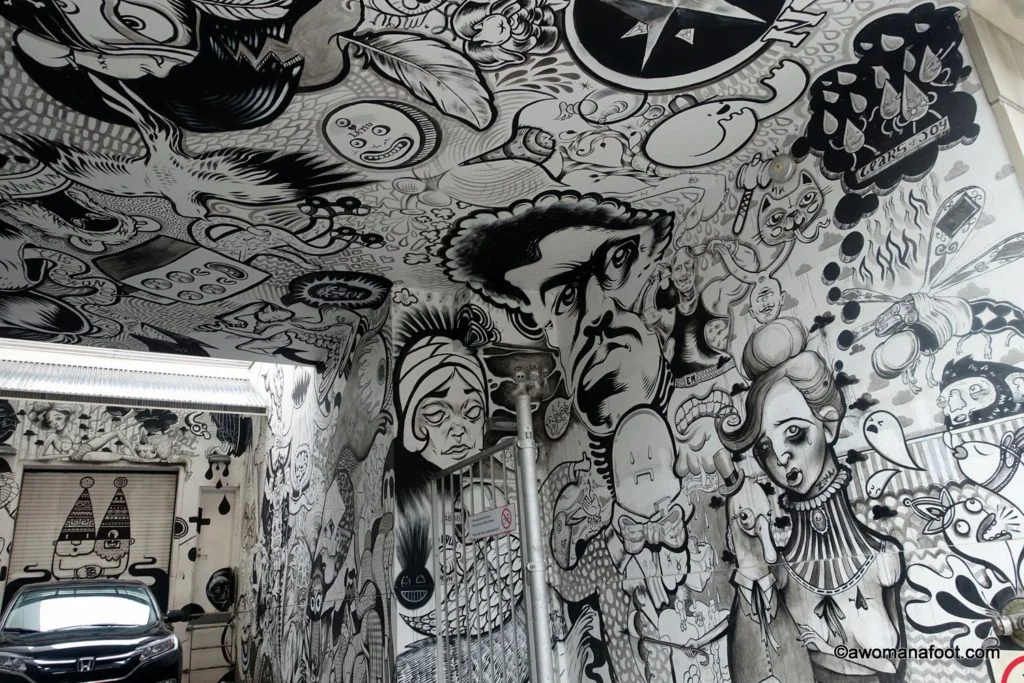 Montreal Street Art: Wander through the streets of Montreal and be awed by the fantastic street art. | Urban art | Murals | Quebec | Canada | Cultural Travel | awomanafoot.com