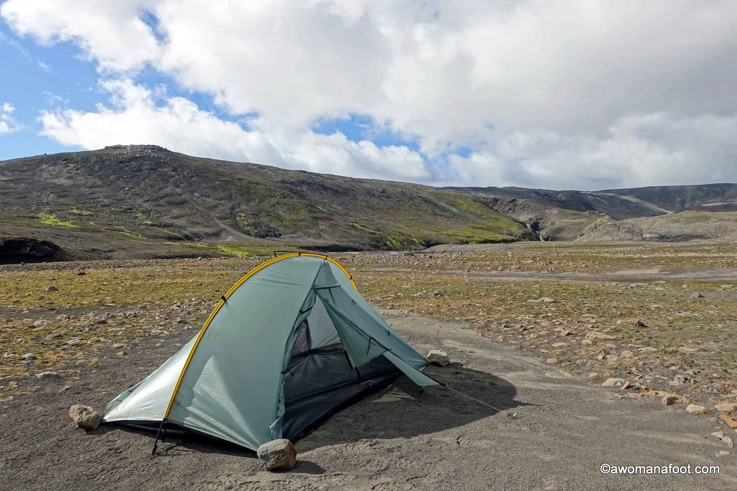 How To Set Up A Tent In High Winds A Woman Afoot