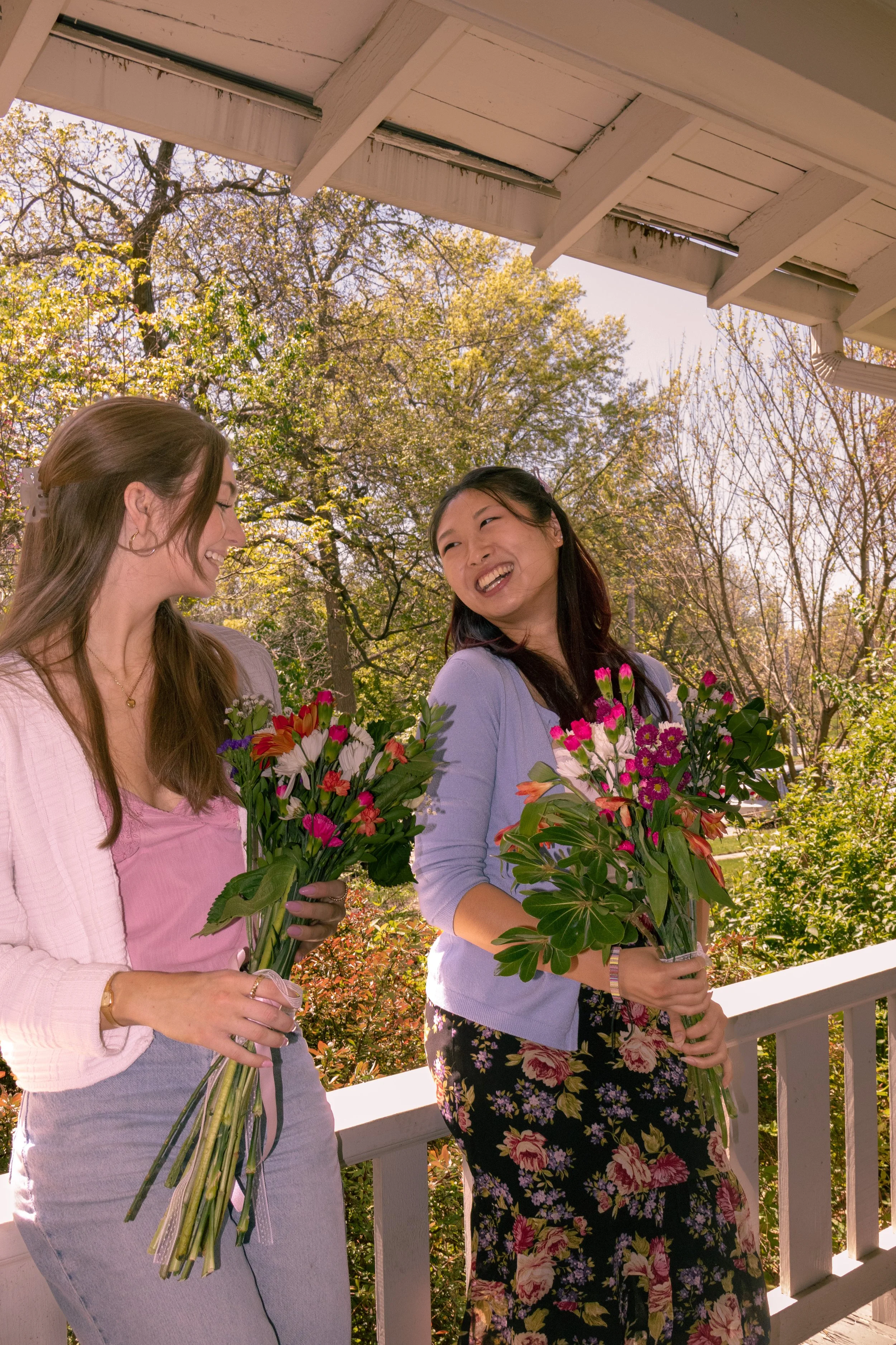How to Build Your Own Spring Bouquet 