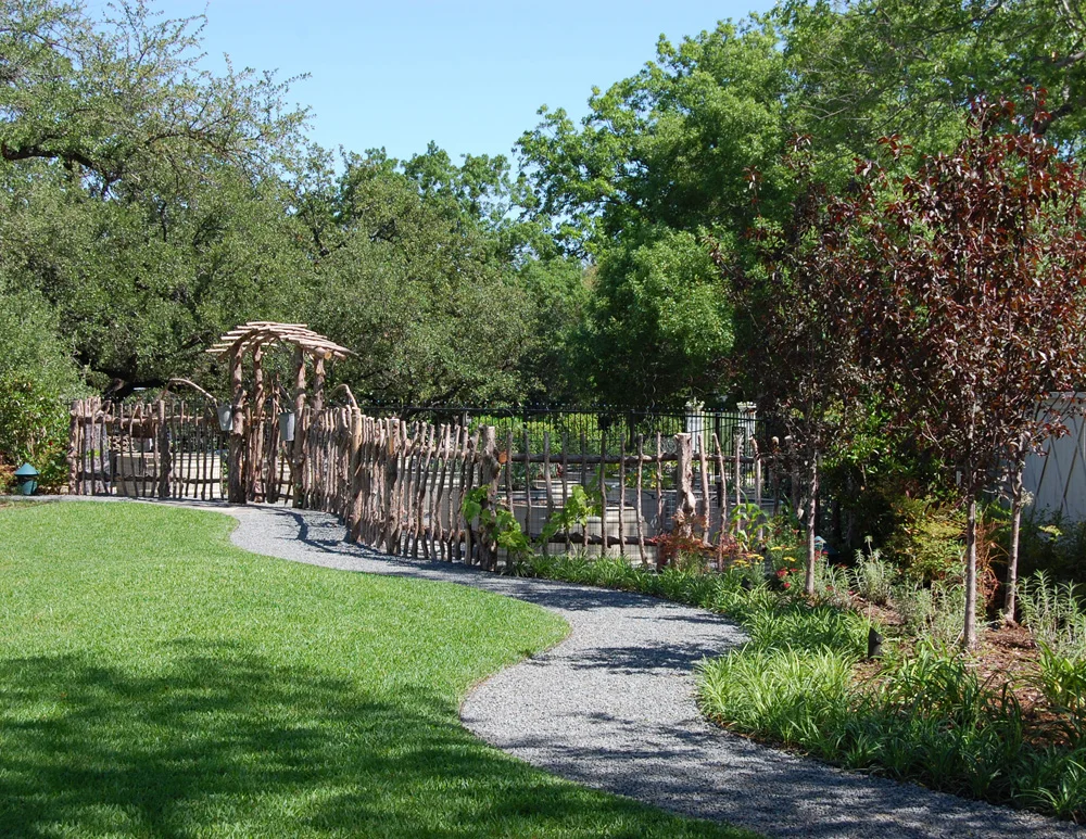 032-09.jpg