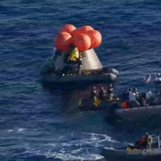 Welcome home Artemis 2 crew!!! 💦🚀