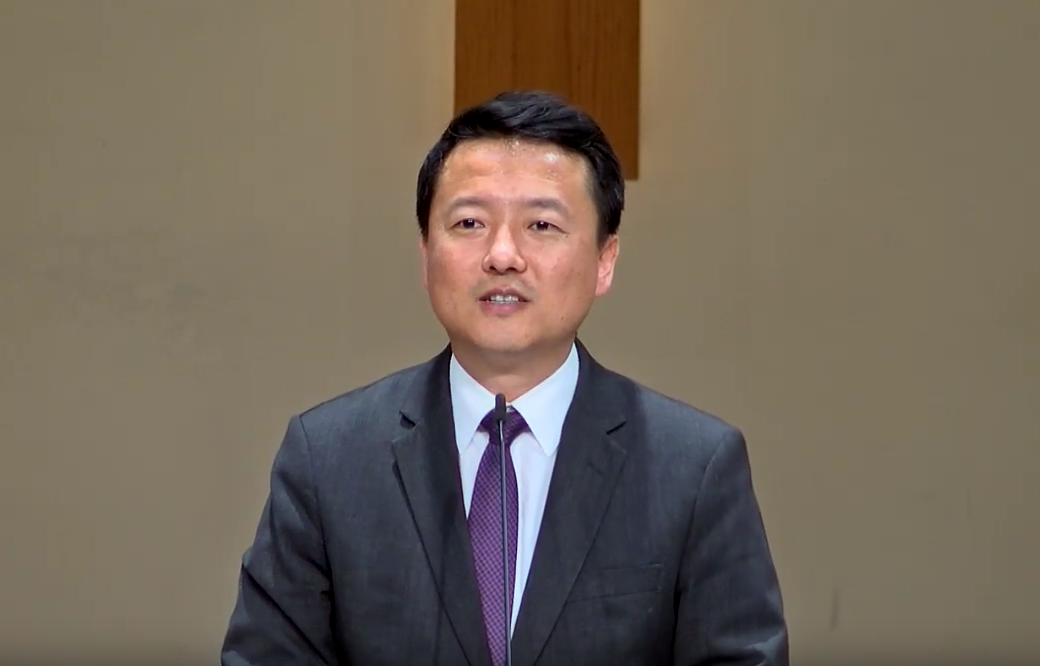 사랑이 율법을 이긴다 (호2:19-20)