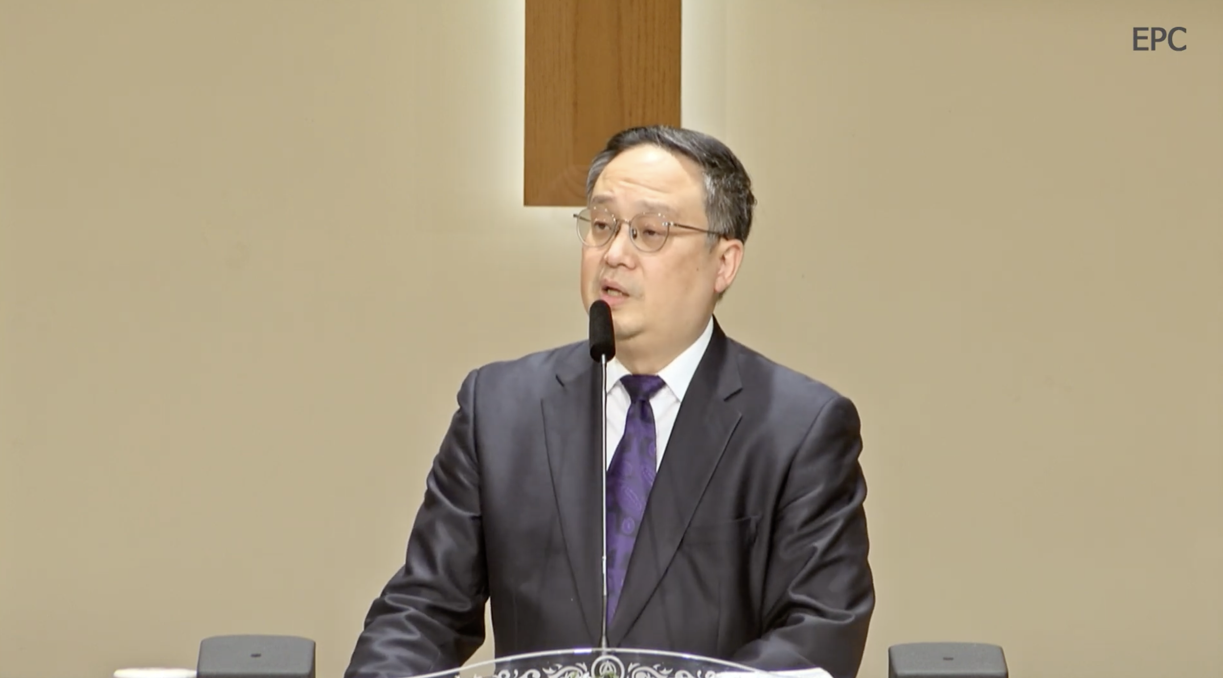 주인에게 충성하십시오