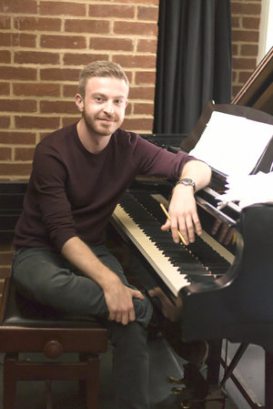 Paul+hunter+head+piano+teacher+brighton+smile+1.jpg