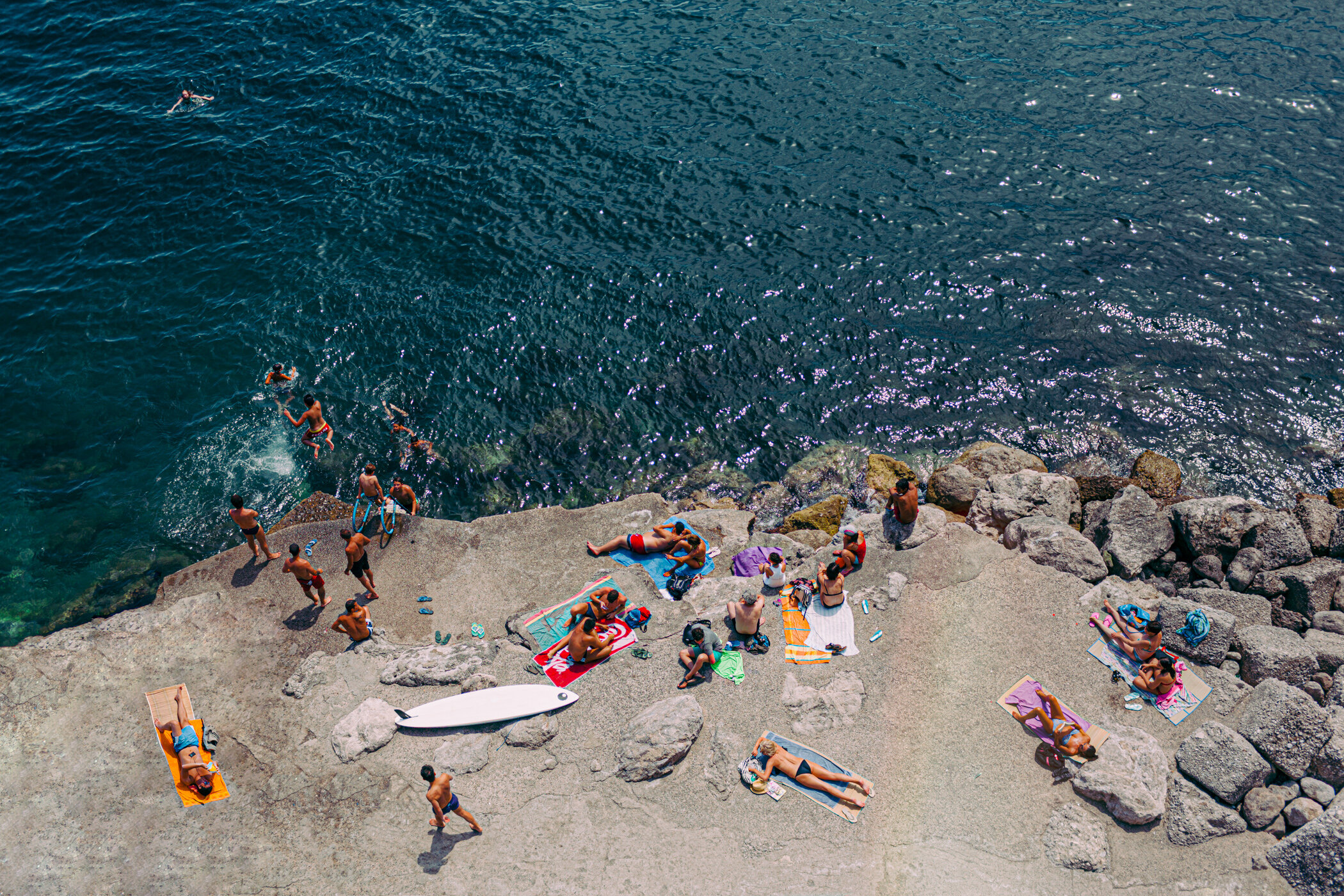 _On the rocks_-web-lukas griffin.jpg
