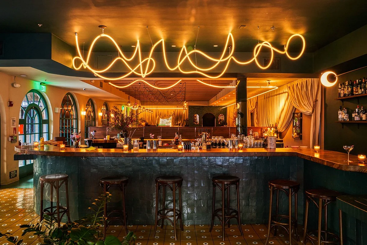 Bar Chelou - LU3153.JPG