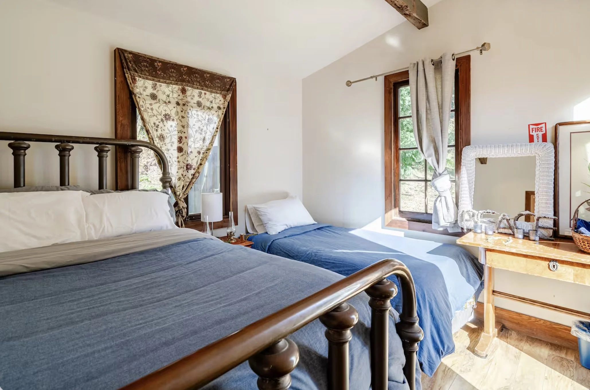 cabin8.jpg