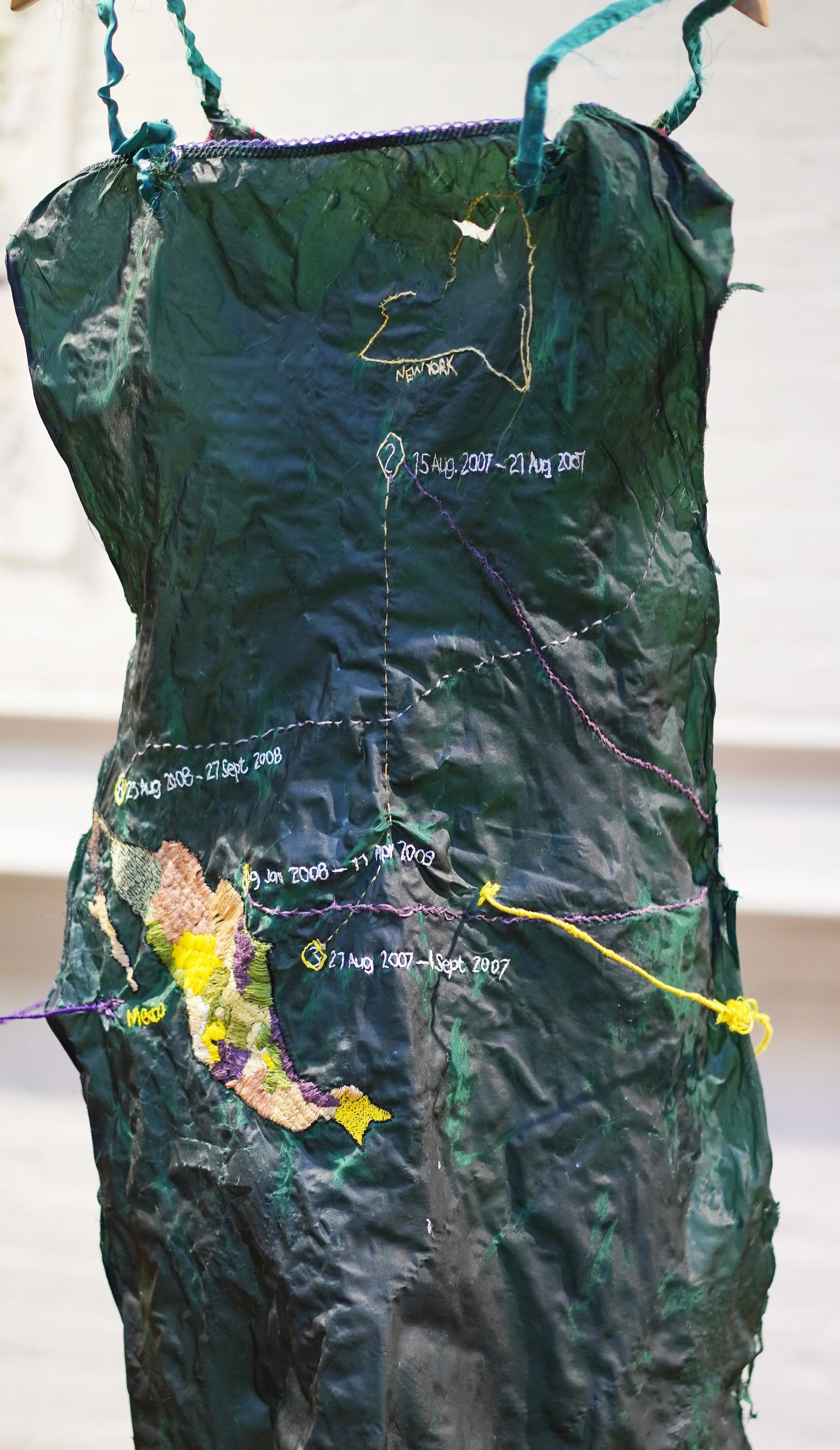 “ U K / I cel and / M e xi co , S e pt emb er 2 0 0 7- S e pt emb er 2 0 1 0” [BACK]
Hand embroidery on deconstructed silk dress.
