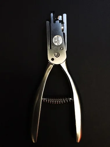 NOM03 375 x 500.jpg