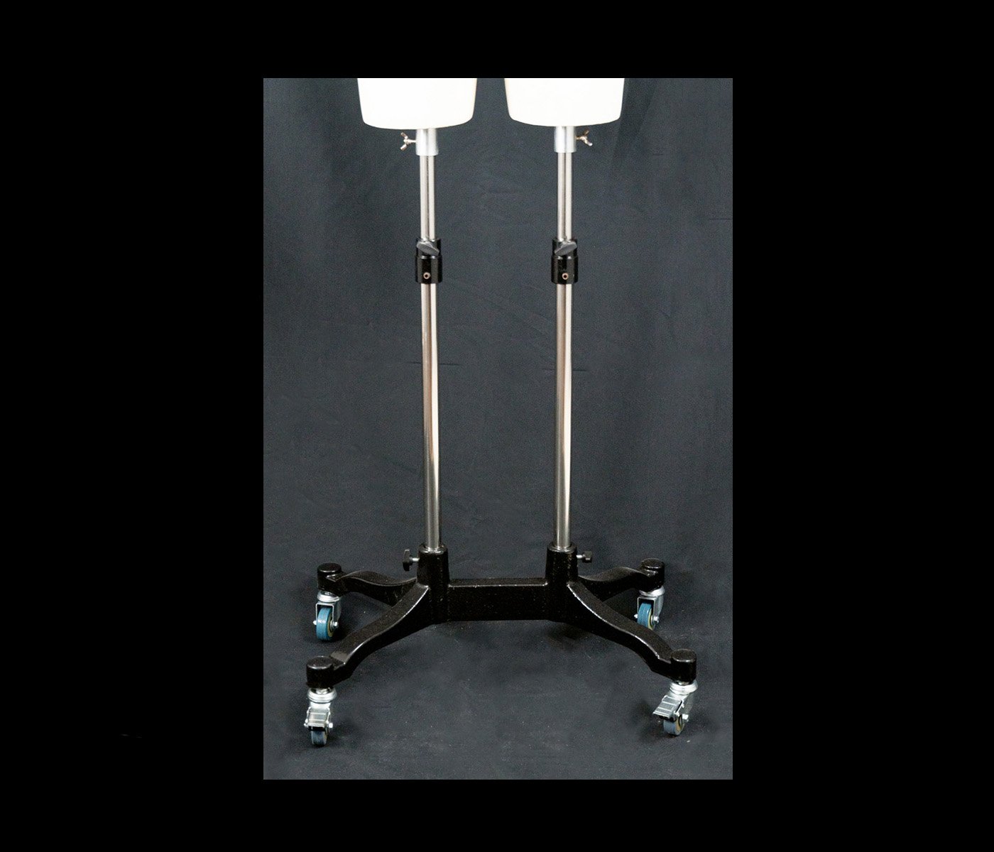 Twin Pole Base 1400x1200.jpg