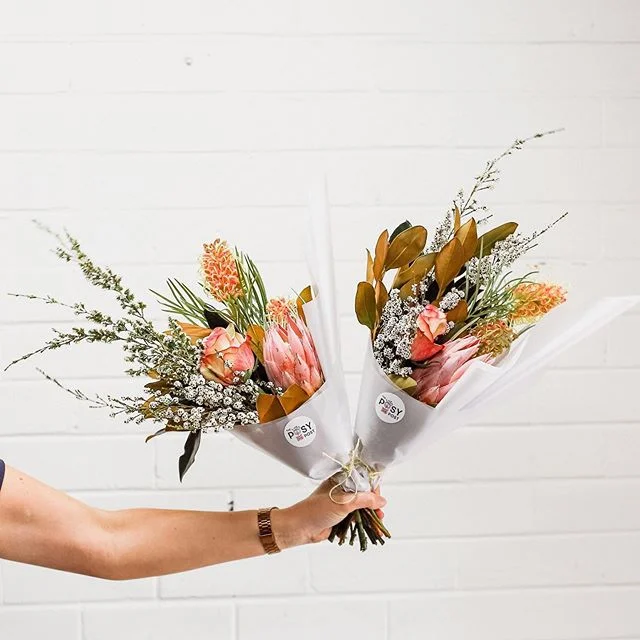 Who are you going to send a handful of happiness to on this glorious Friday?? 💐
Jump onto the website to order 💻