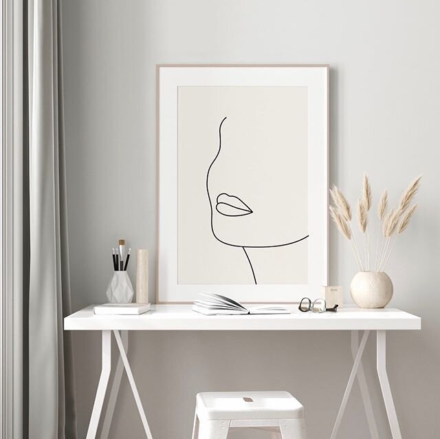 Printable wall art:
Minimalist fine line woman face. 
Instant download.

Printable wall art designs are perfect for customizing your home or office &ndash; easy, fast, and affordable but with a fabulous effect. Prices start from $7.00.

Print at home