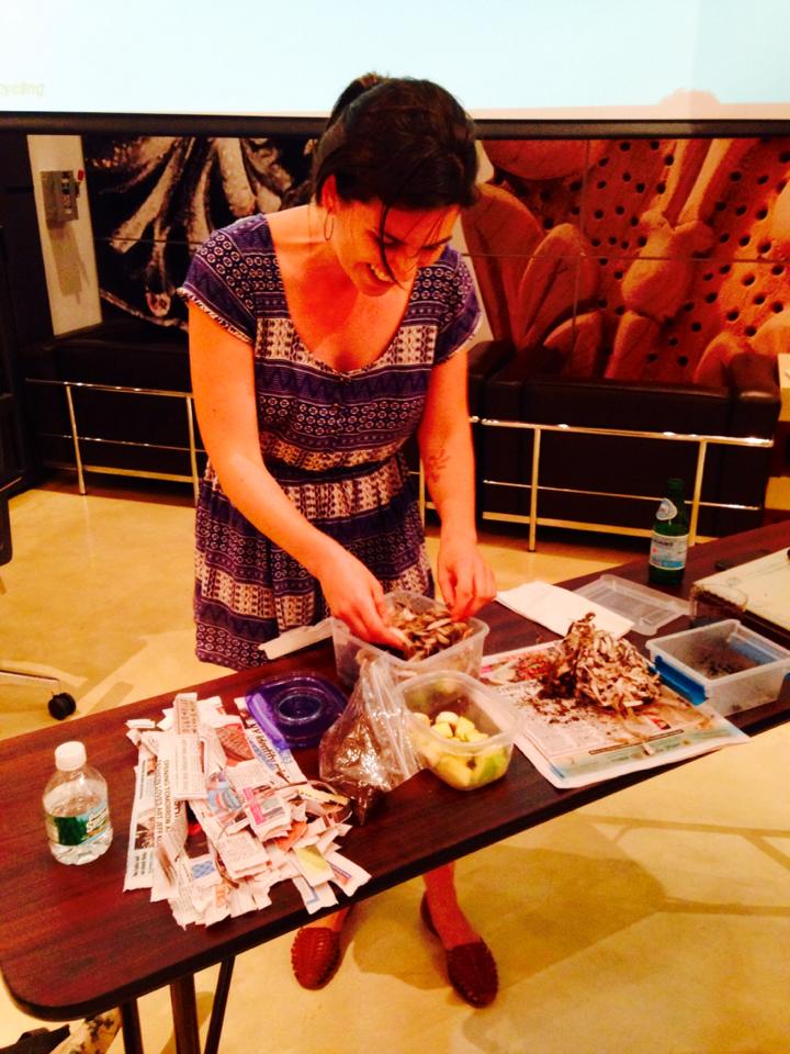 Vermiculture demo, Manhattan