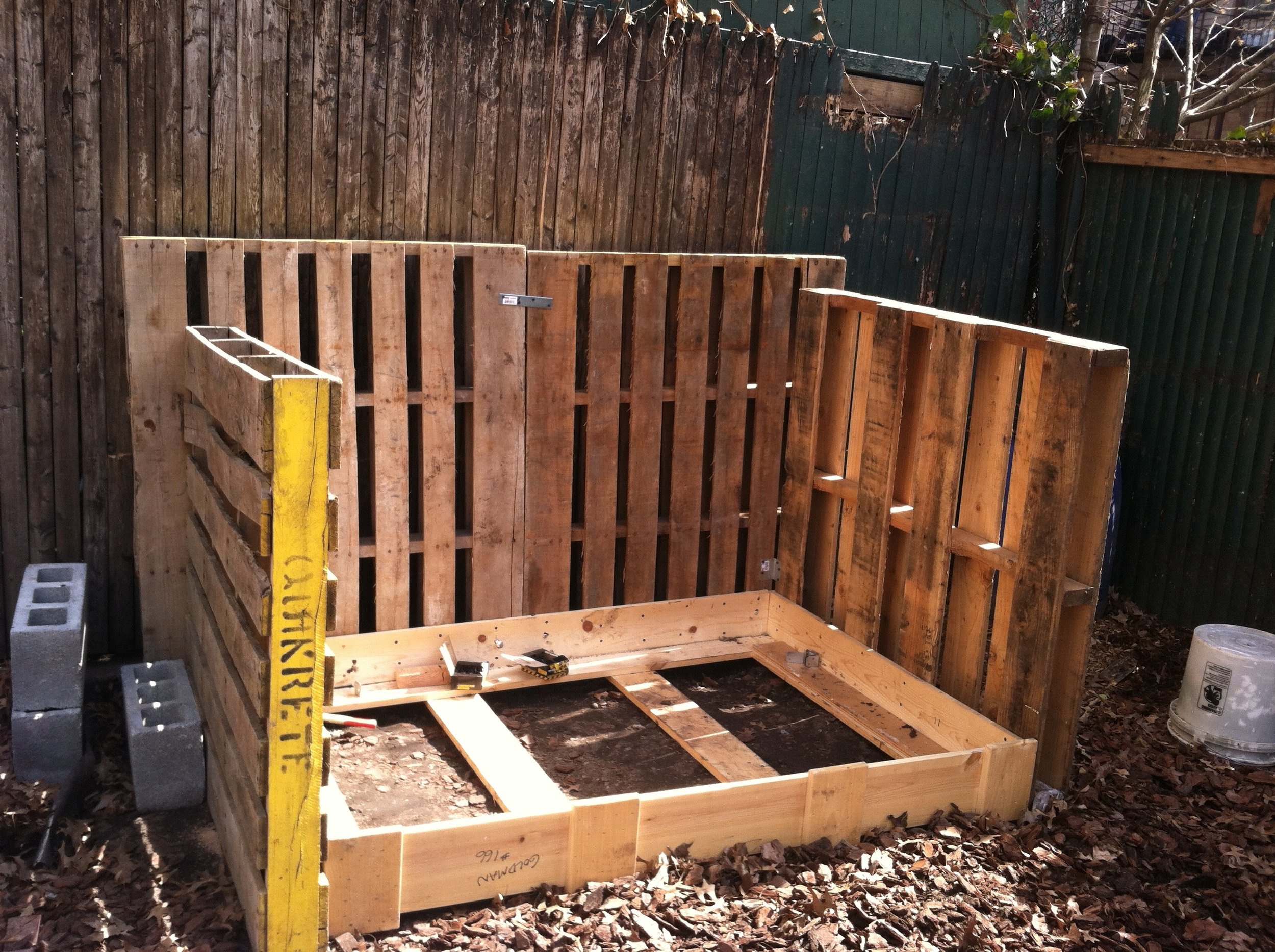 Compost bin build