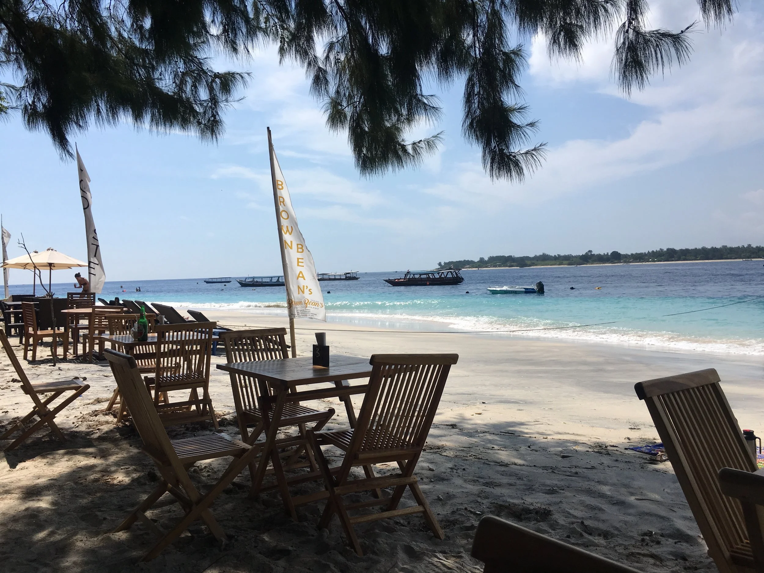 The oceanside setup most restaurants on Gili T are rocking. 