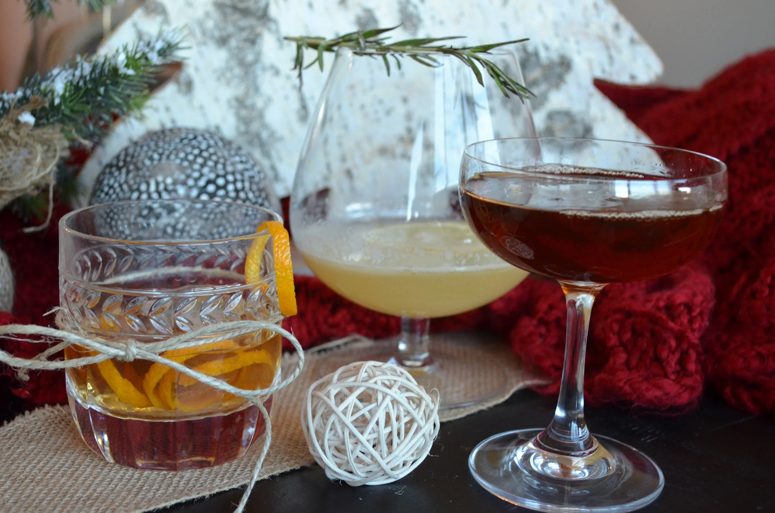 Holiday-Inspired Bourbon Cocktails {PLUS Social Media Party Tips}