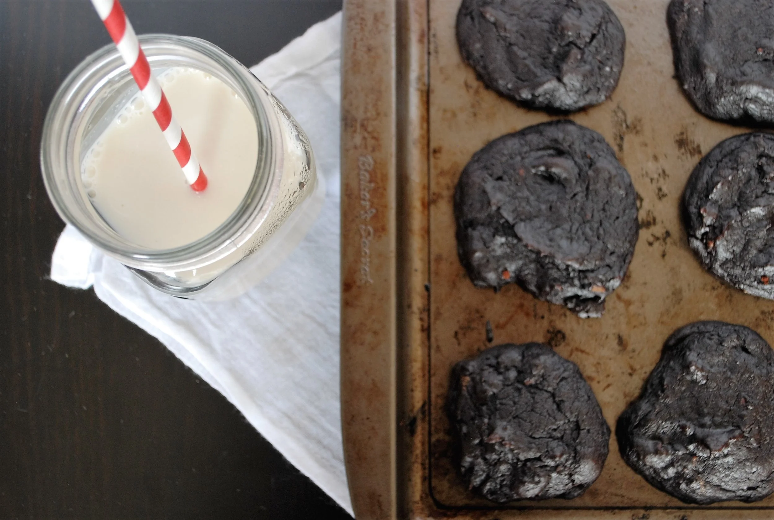 Chocolate Avocado Cookies