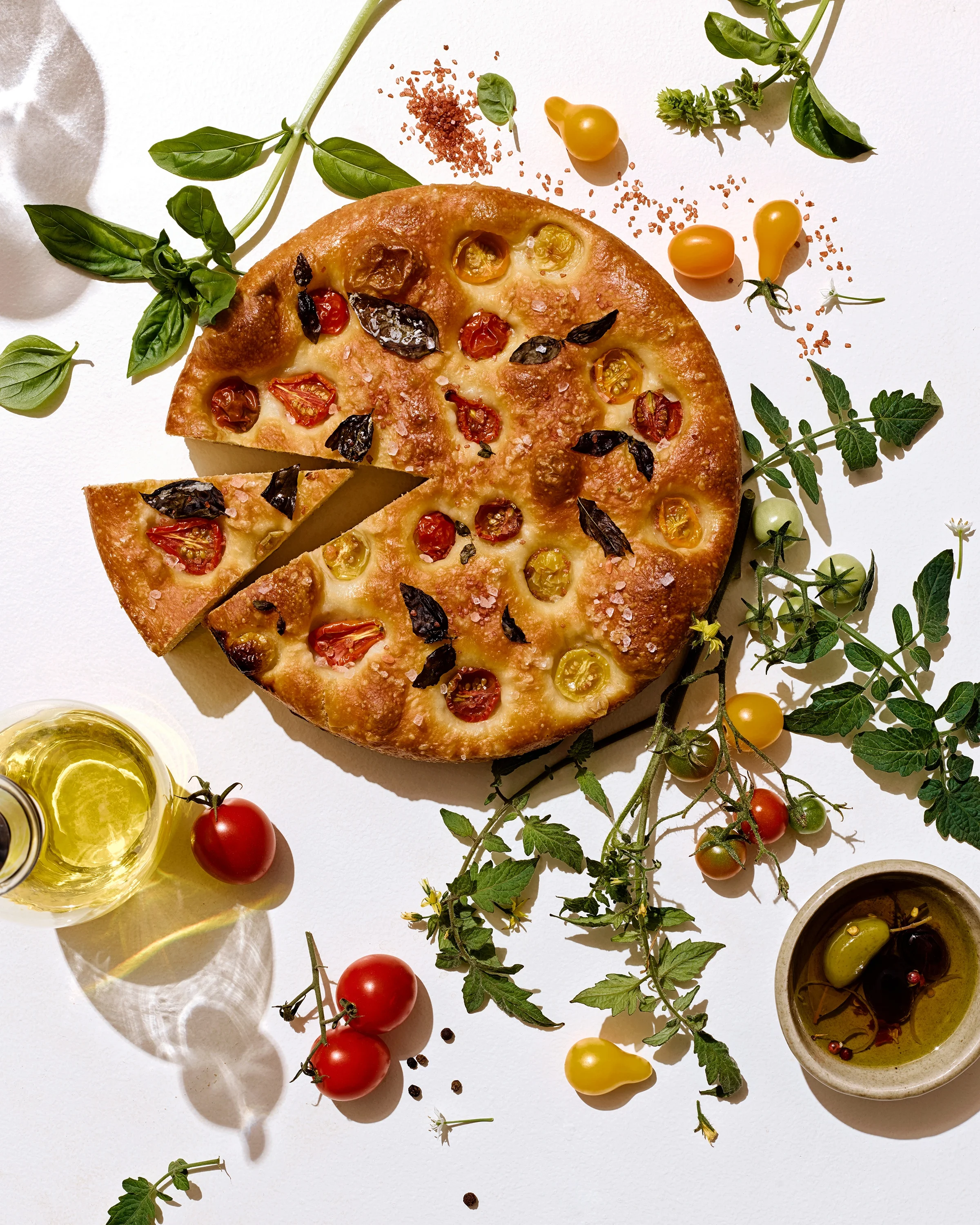 yellow-red-tomato-bread.jpg