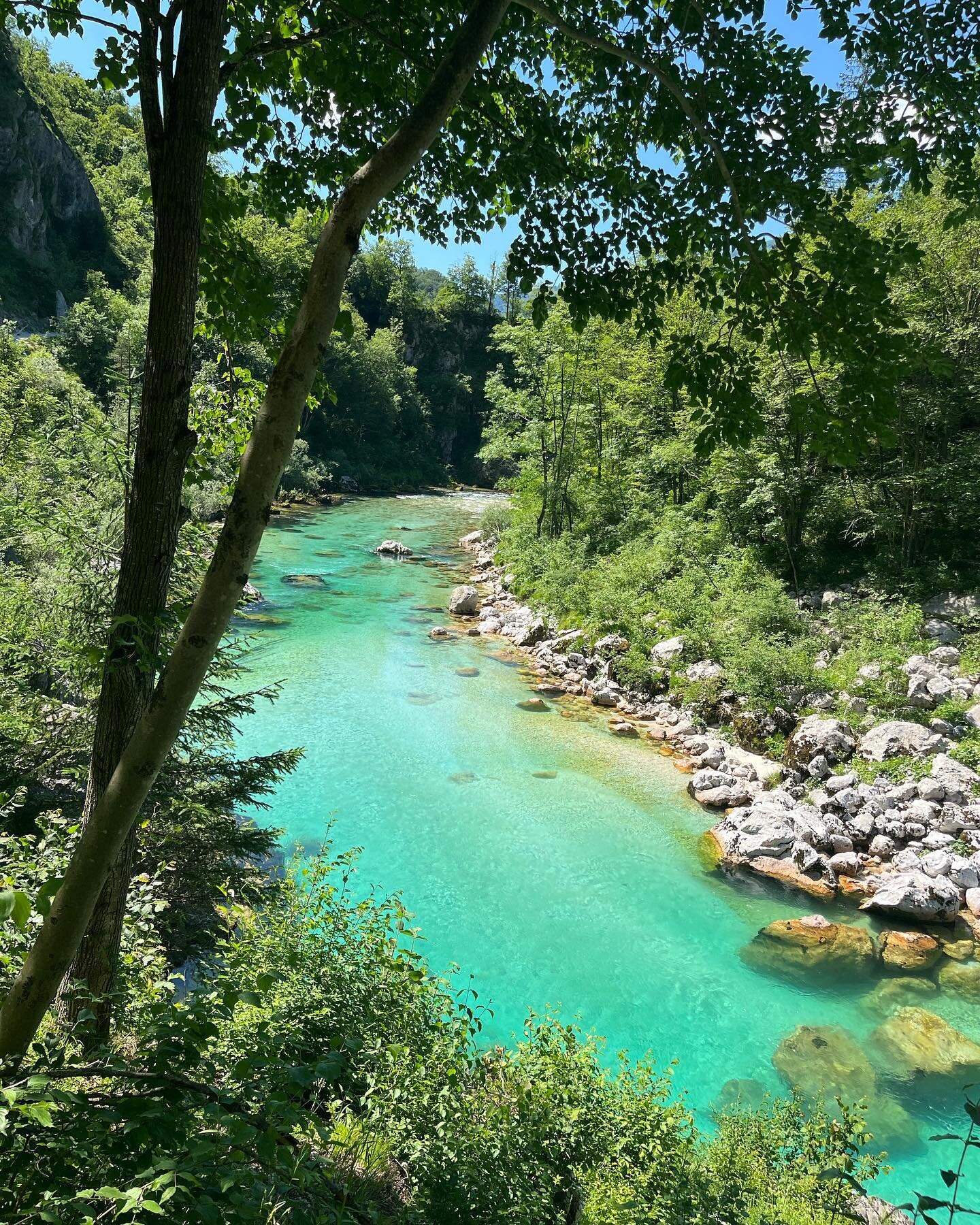 Where is that you ask?! How is the water that incredible colour, (the same colour as the Paraiba Tourmaline featured in the last post) you ask? #nofilter #slovenia What an incredible place. After an overdue holiday - I say that with gratitude that I 