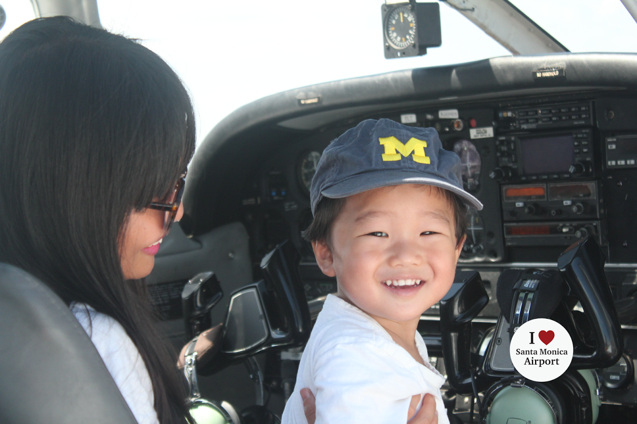 Santa Monica Airport Sept 2014 Observation Deck Event 2608.png