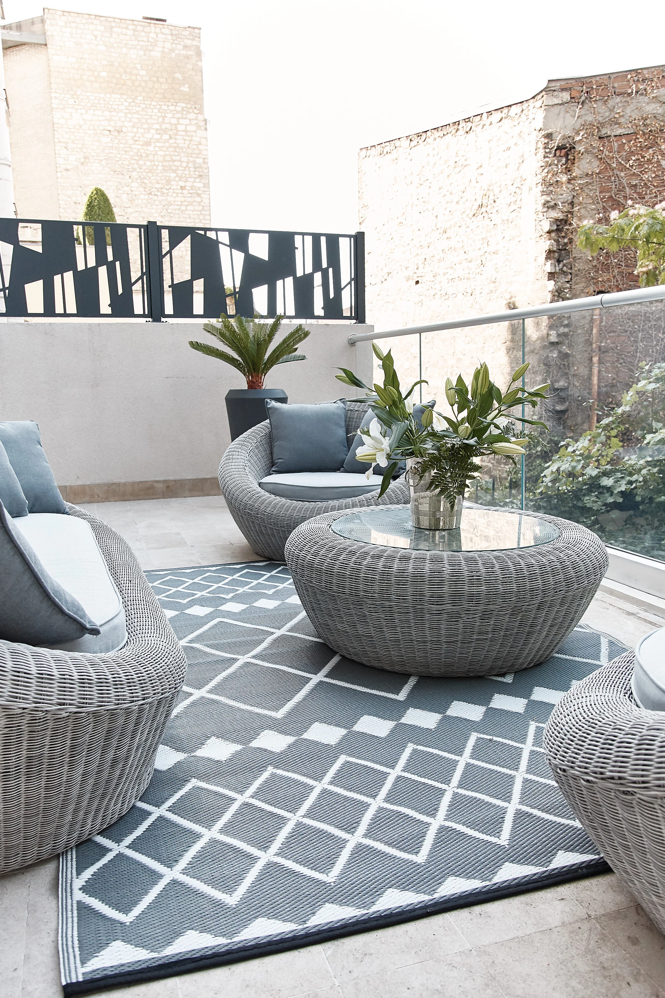 First floor garden view terrace