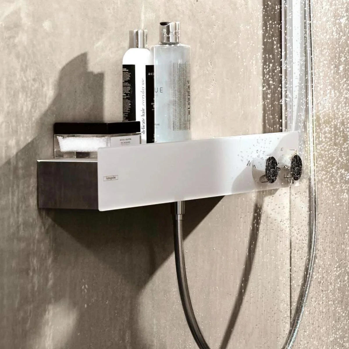 Hansgrohe ShowerTablet 600 Thermostatic Shower Valve 13108000 Waterloo Bathrooms Dublin.jpg