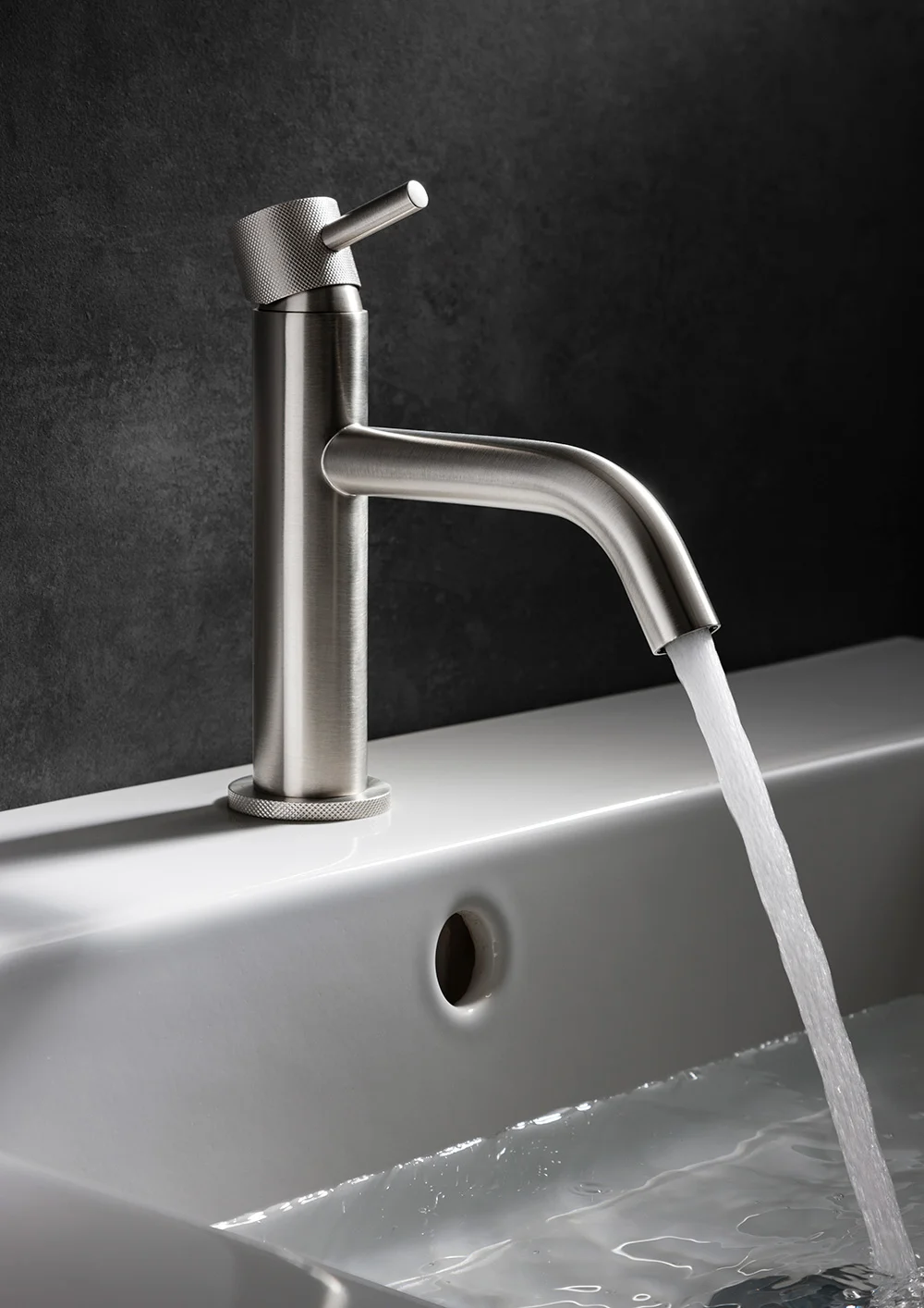 Crosswater MPRO Basin Monobloc Knurled PRO110DNC_K Waterloo Bathrooms Dublin 6.jpg