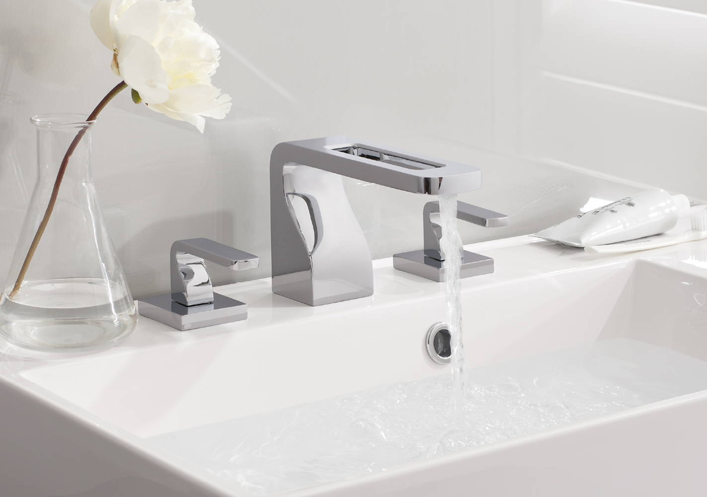 Crosswater Kelly Hoppen Inspiration Waterloo Bathrooms Dublin 2.png