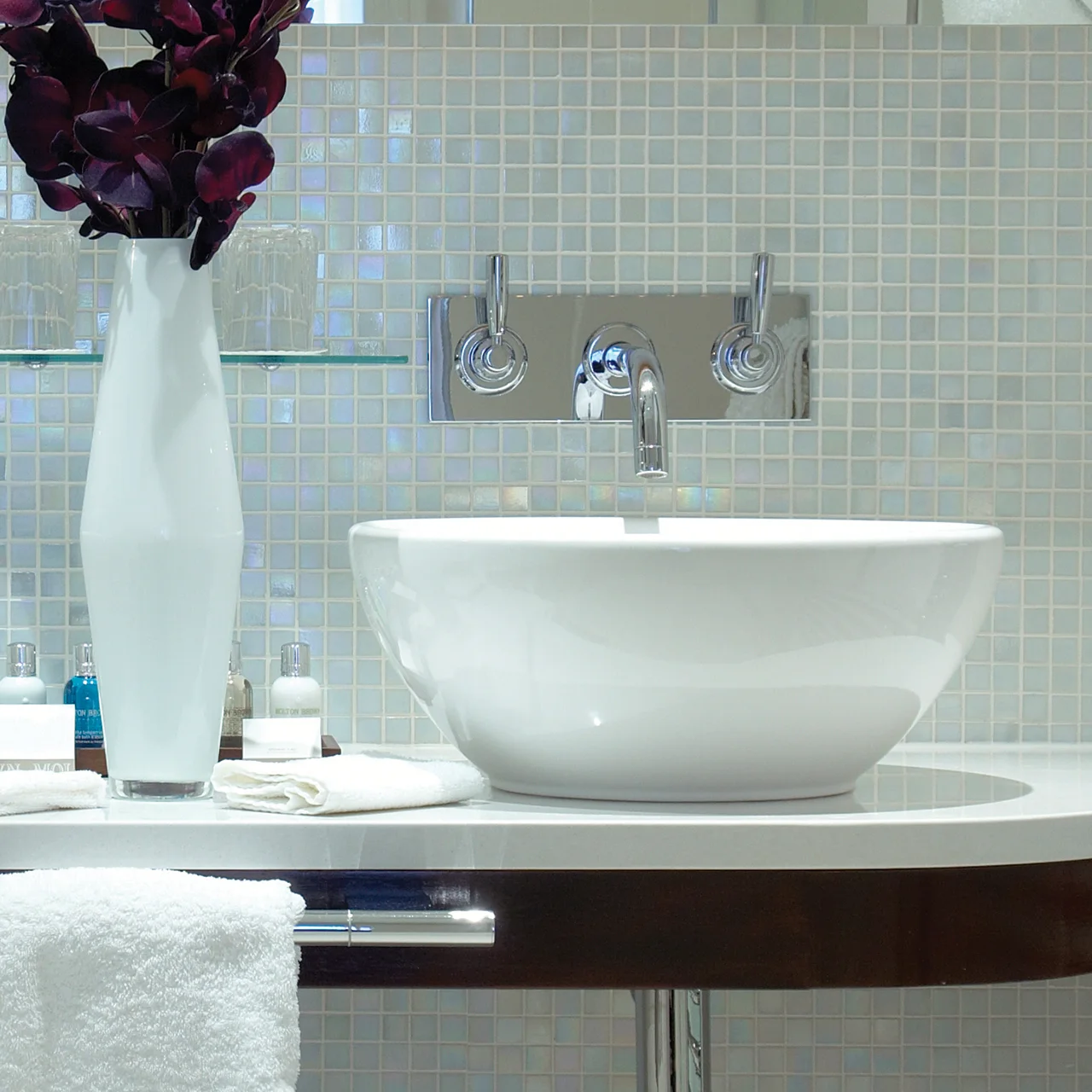 Perrin & Rowe Contemporary Wall Mounted 3 Hole Basin Set Backplate 3334 Waterloo Bathrooms Dublin 3.jpg