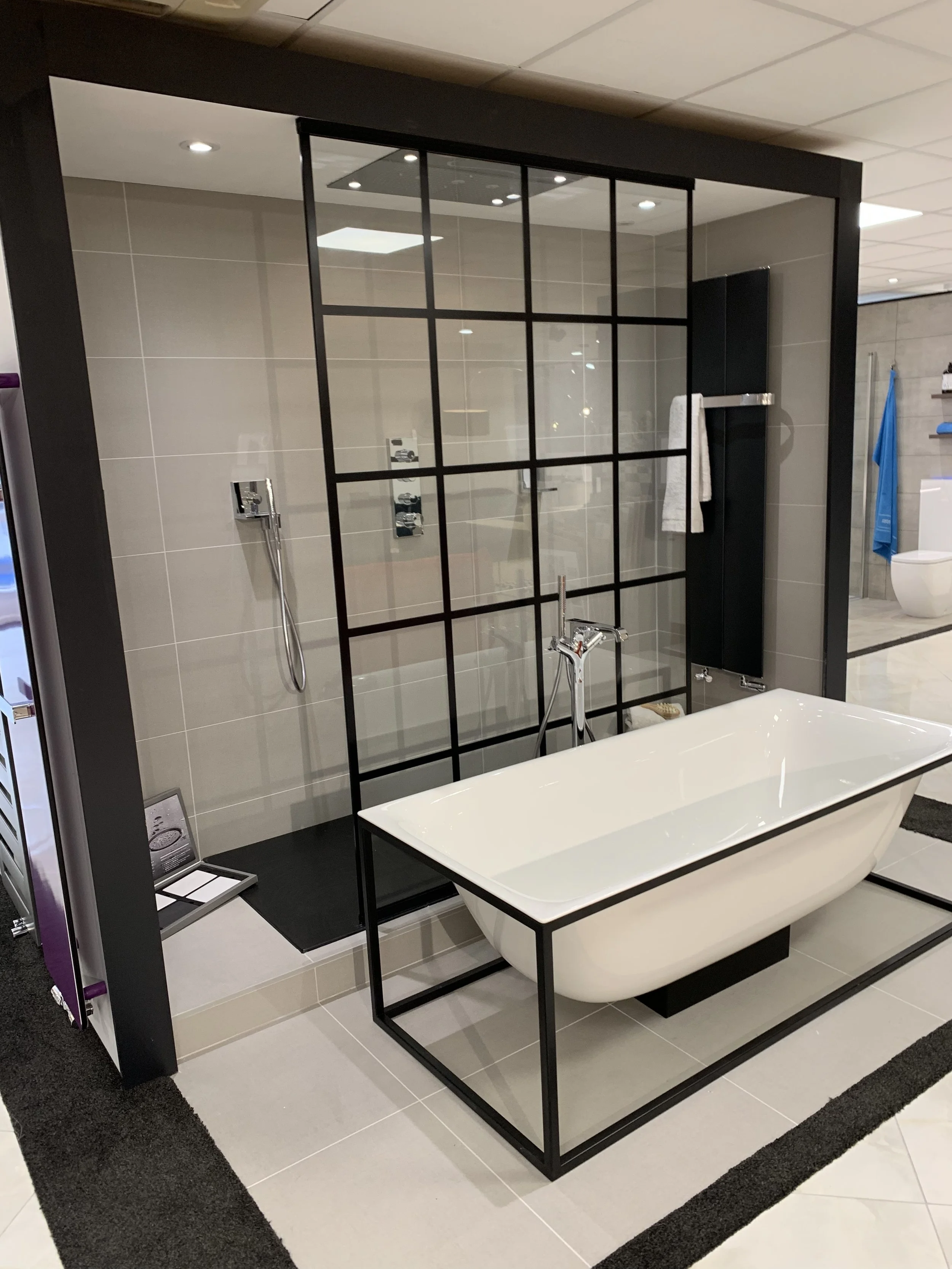 Drench Frame Collection Fixed Panel (28).jpg
