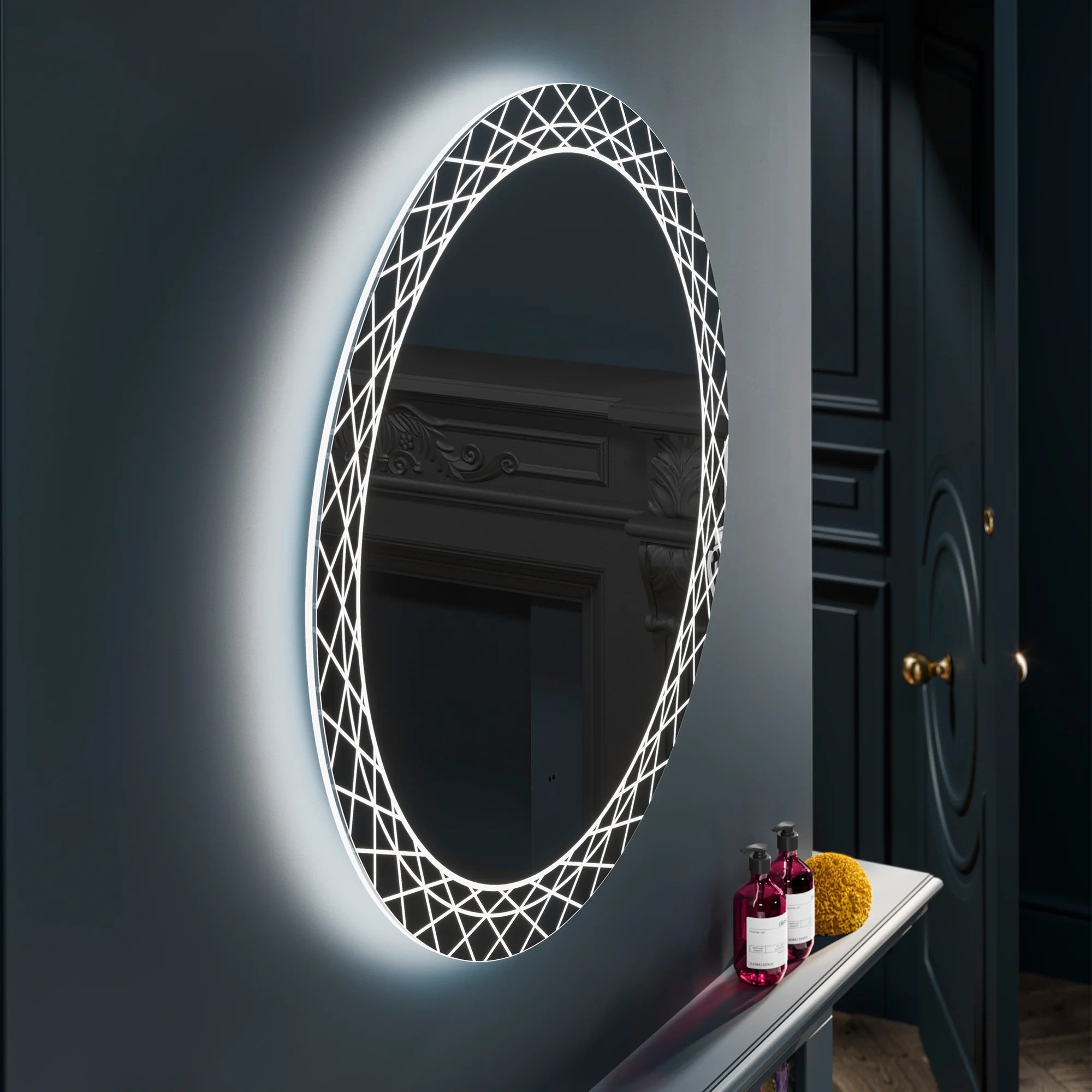Bellus Mirror Cameo.jpg