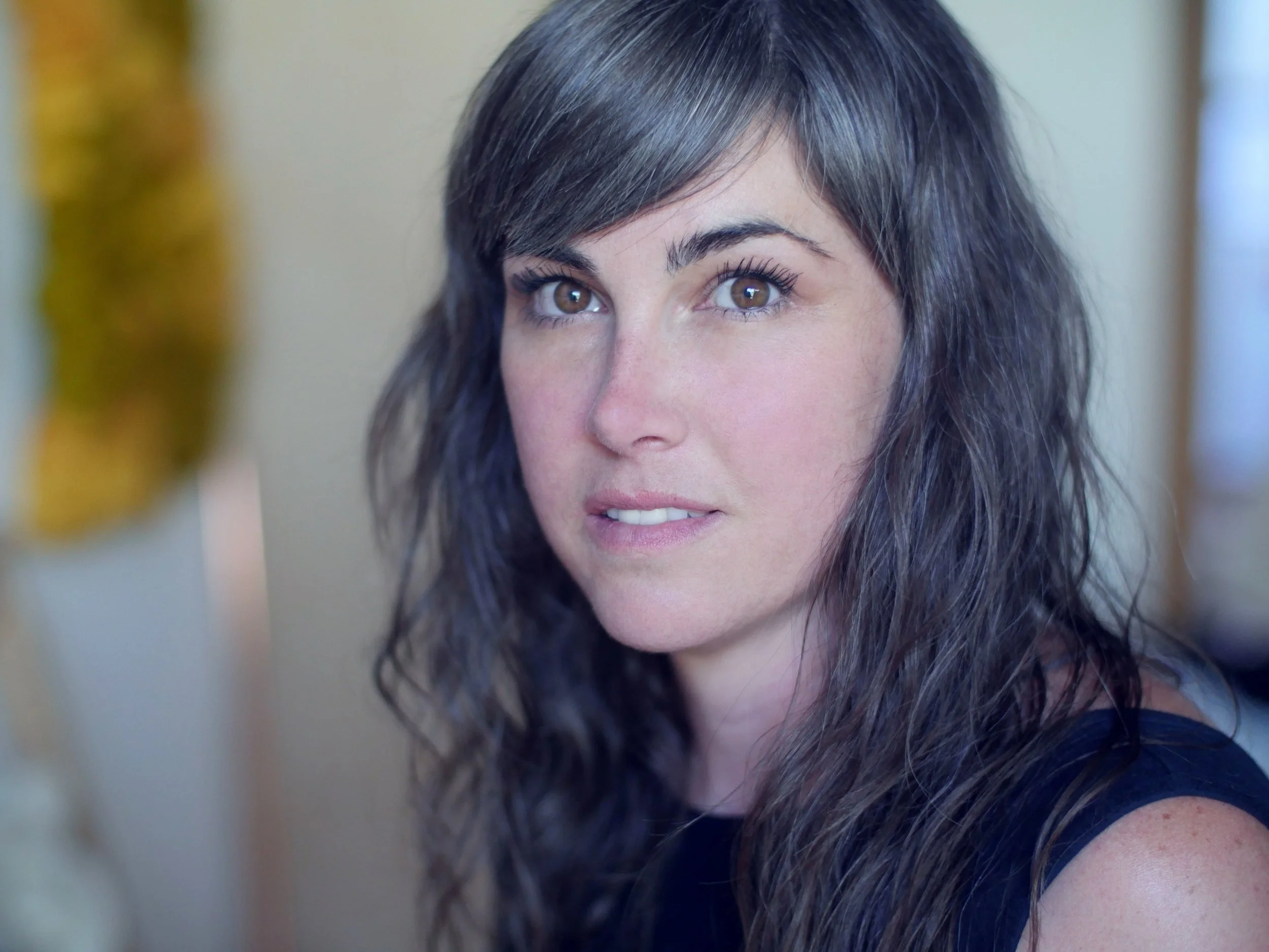 Meghan Shimek, Fiber Artist, féminin singulier