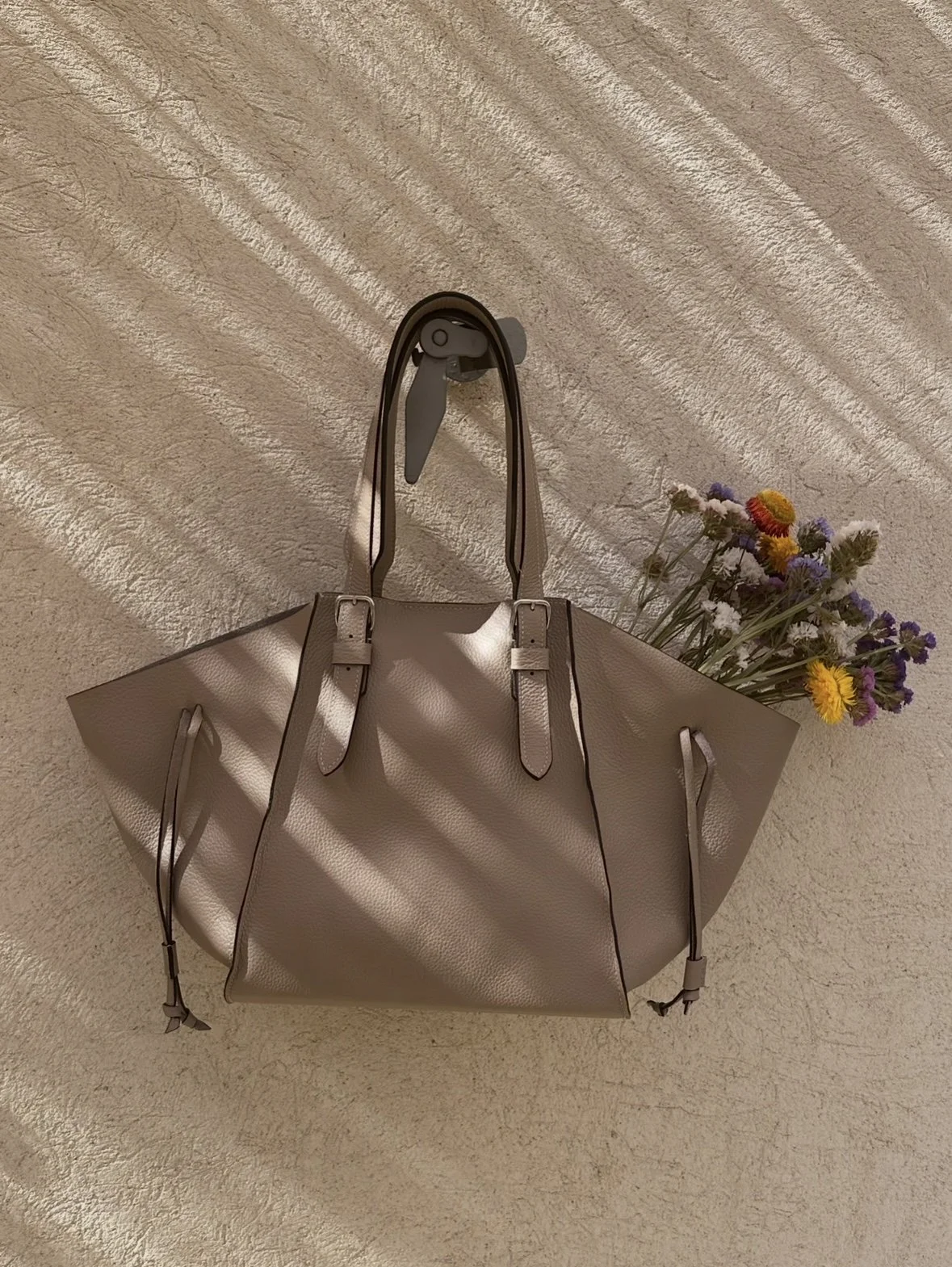 Raffinées, originales et fonctionnelles, de jeunes marques de maroquinerie se font remarquer #2