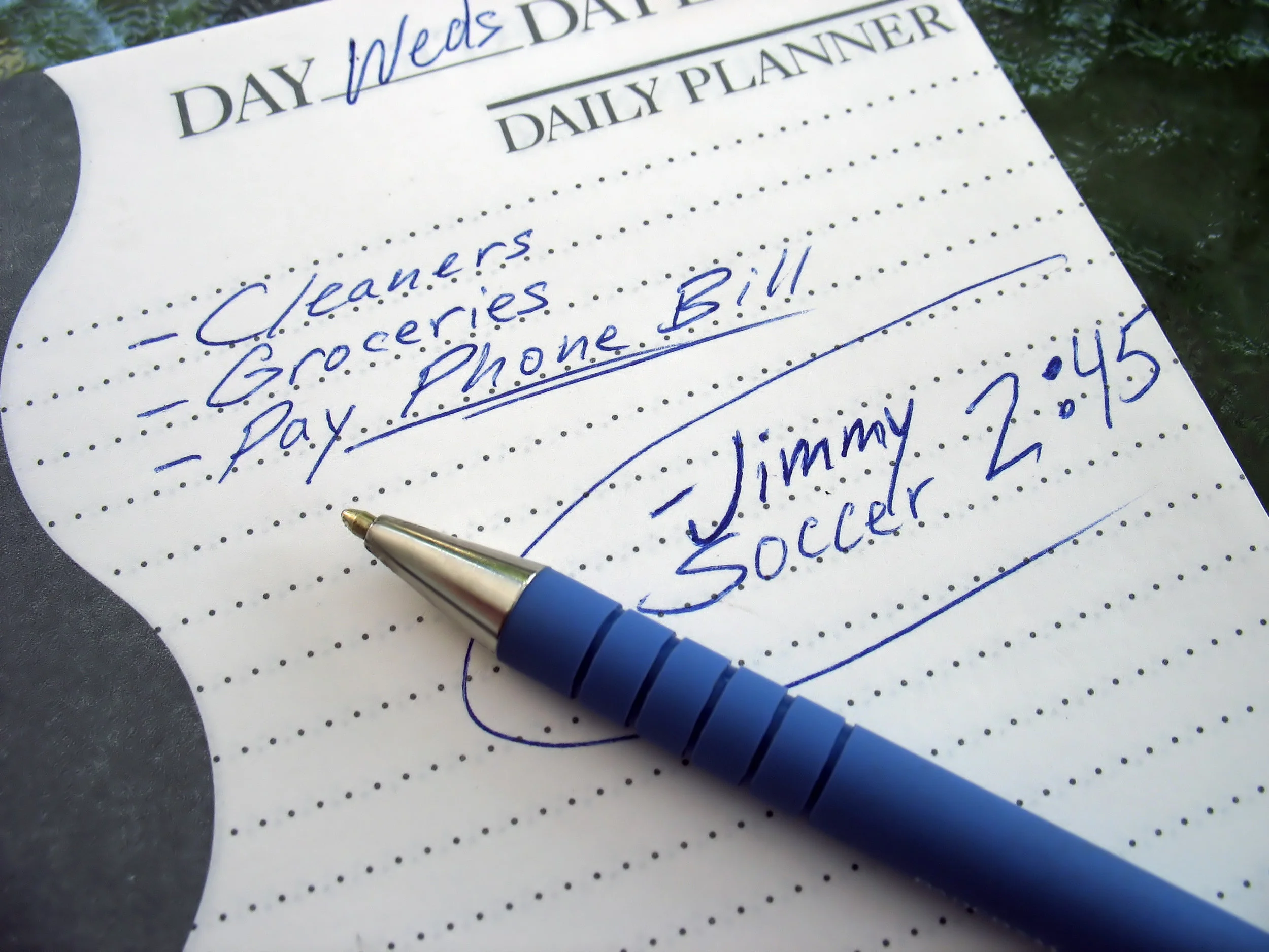 keeping a task list can help with time management.jpg