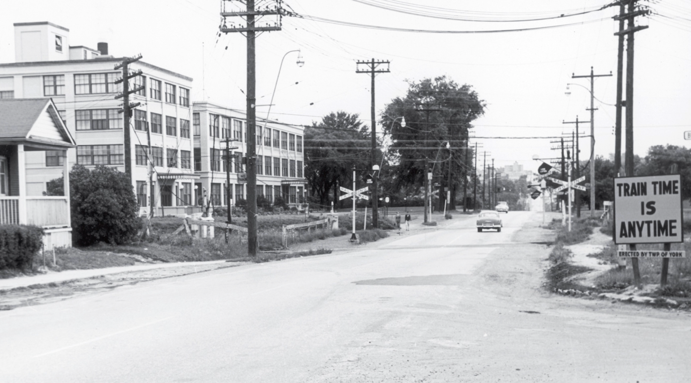    Thursday’s videos were created in collaboration with a group of young artists through a workshop hosted by UrbanArts in the Mount Dennis neighbourhood (2019). Our theme was urban camouflage, or “hiding in plain sight,” and our setting was Supercof