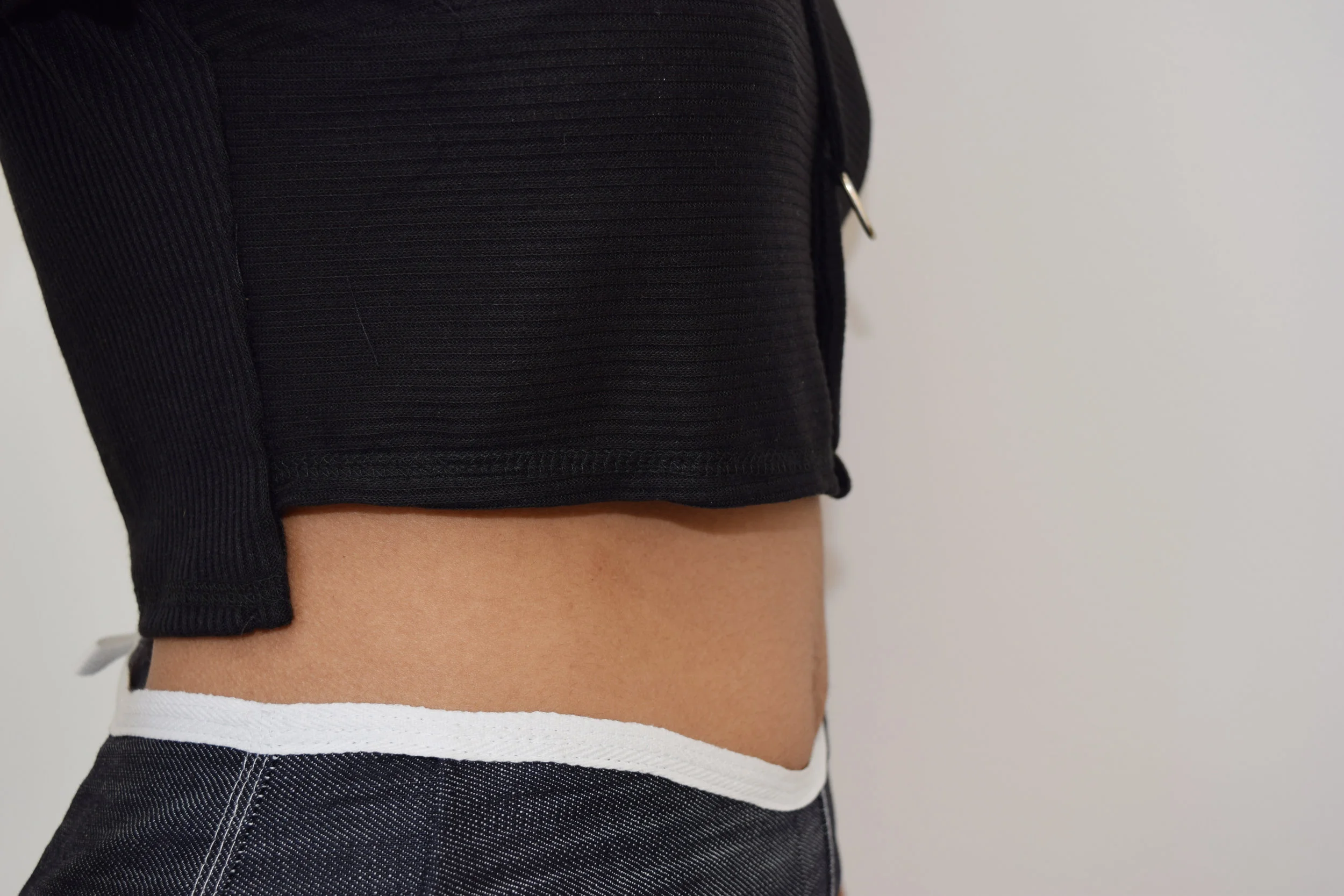 Black ring top XSS.JPG