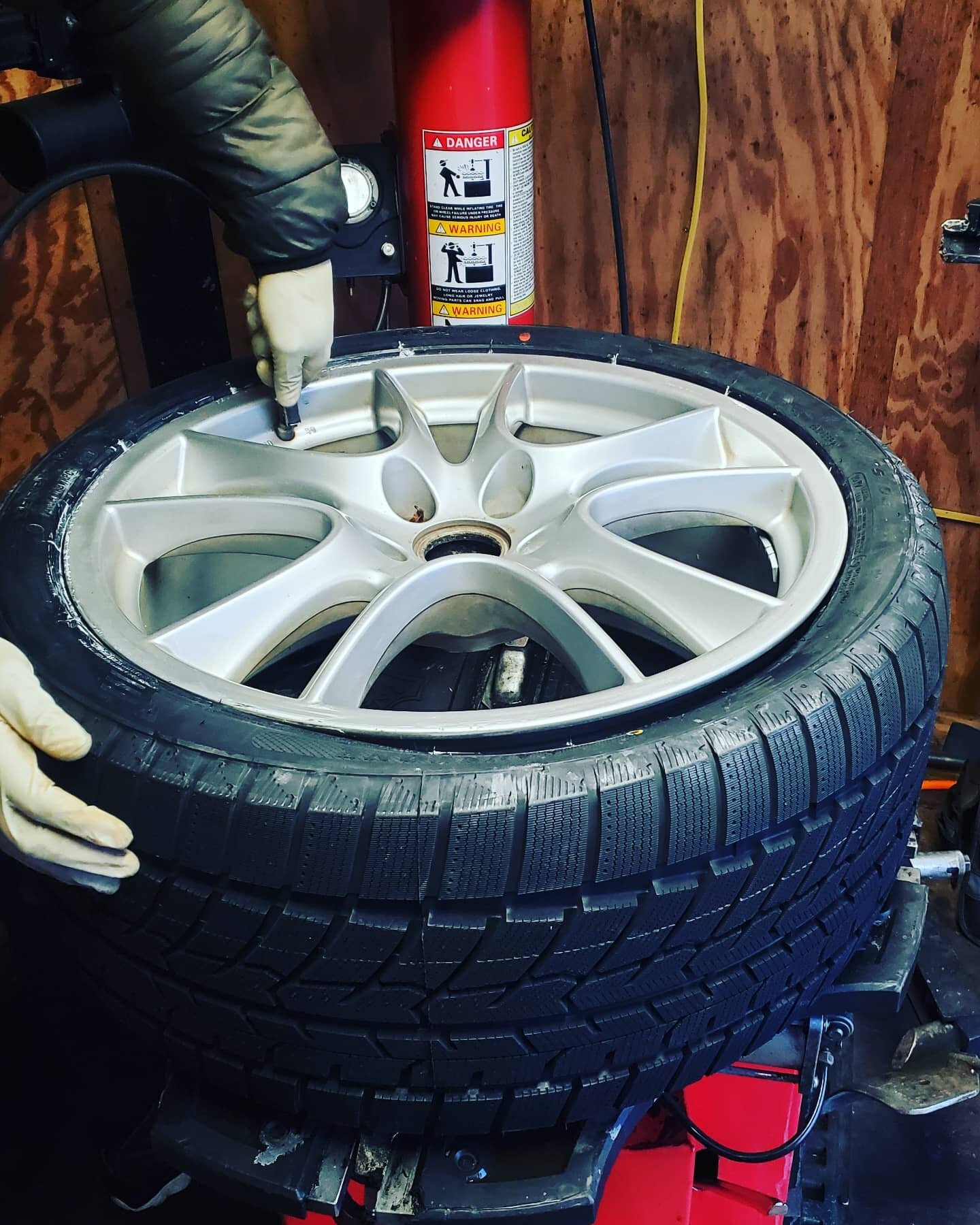 Porsche is winter ready! Come by and have your tires mounted by us. #pgcounty #washingtondc #DMV #dcmetro #dc #virginia #nova #flattires #tires #spare #tirechange #battery #batteryservice #jumpstart #deadbattery #lockout #lockedout #lostkeys #gasdeli
