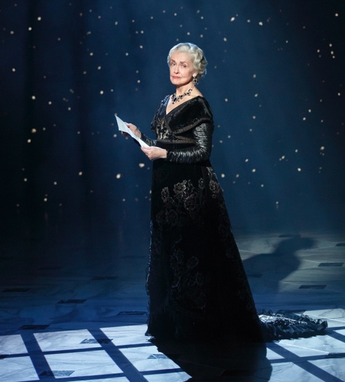 peil in anastasia.jpg