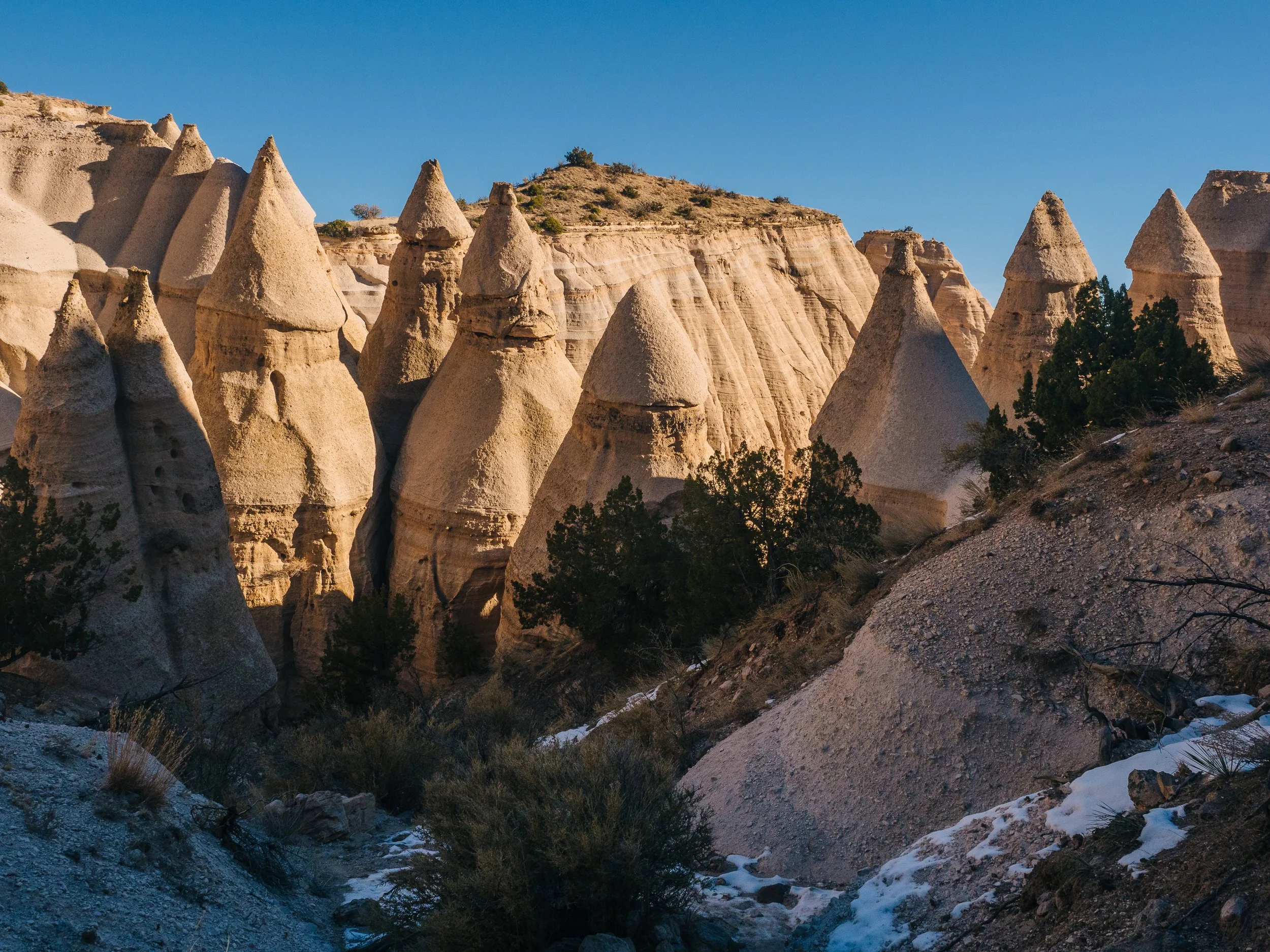 20241121_Murphy_Tent_Rocks_009.jpg